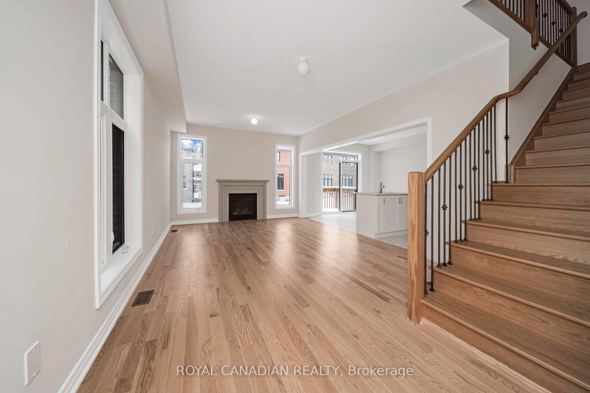 Photo 10 of 1327 Davis Loop, Innisfil, Lefroy — HOMEH