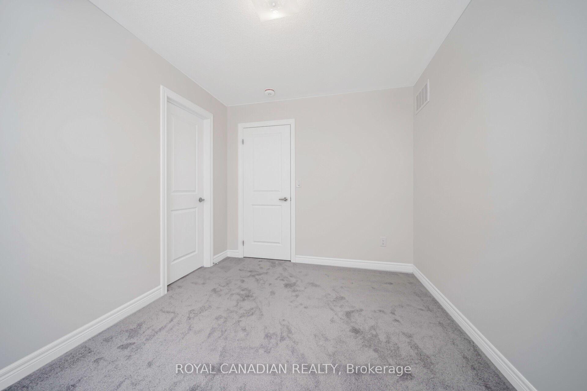 Photo 35 of 1327 Davis Loop, Innisfil, Lefroy — HOMEH