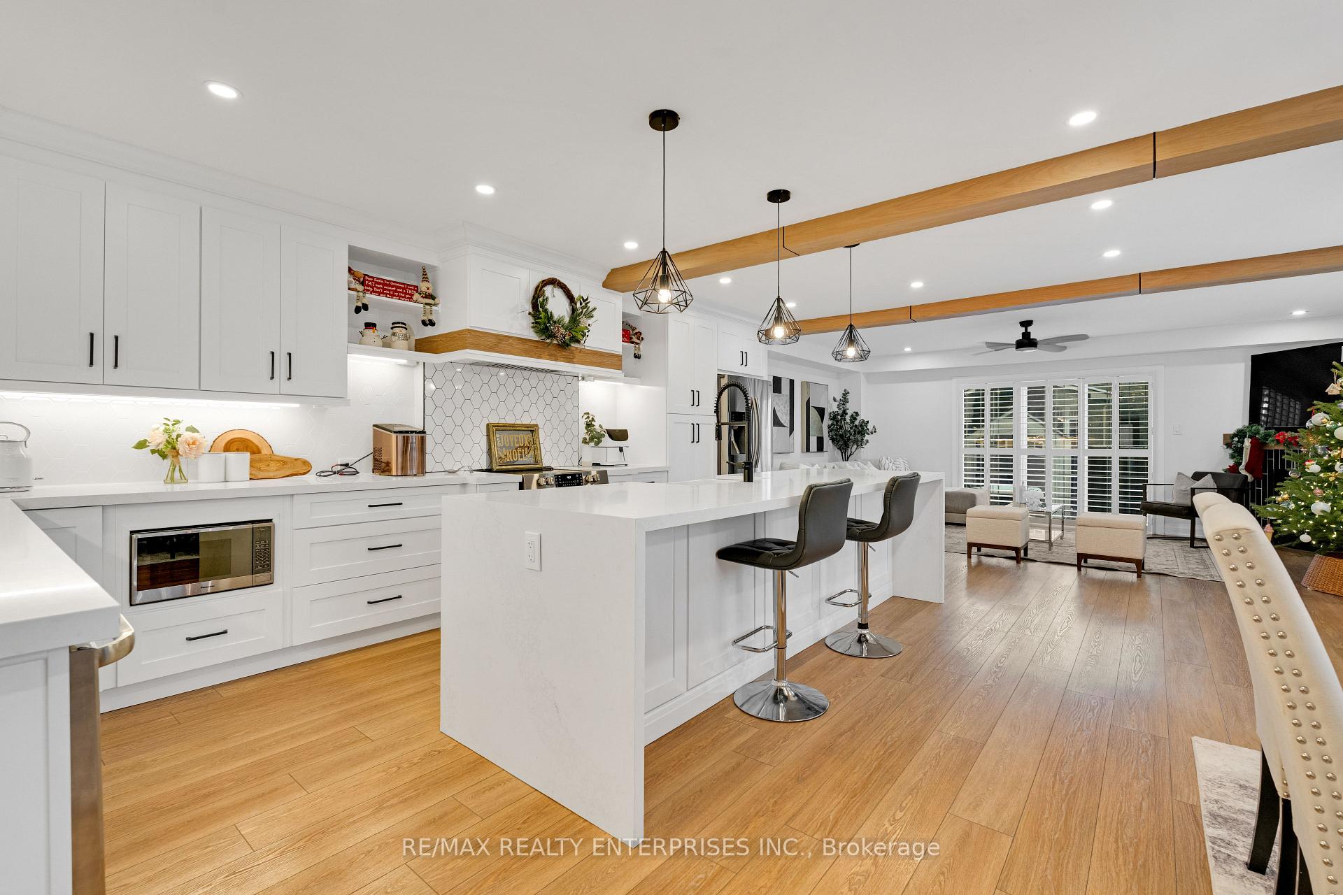 Photo 4 of 1201 Lamont Crescent, Milton, Clarke — HOMEH