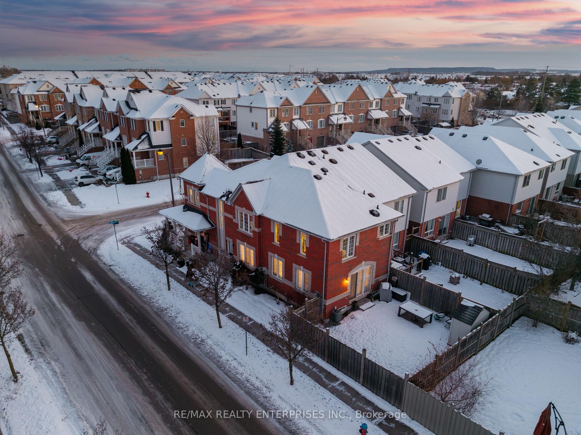 Photo 31 of 1201 Lamont Crescent, Milton, Clarke — HOMEH