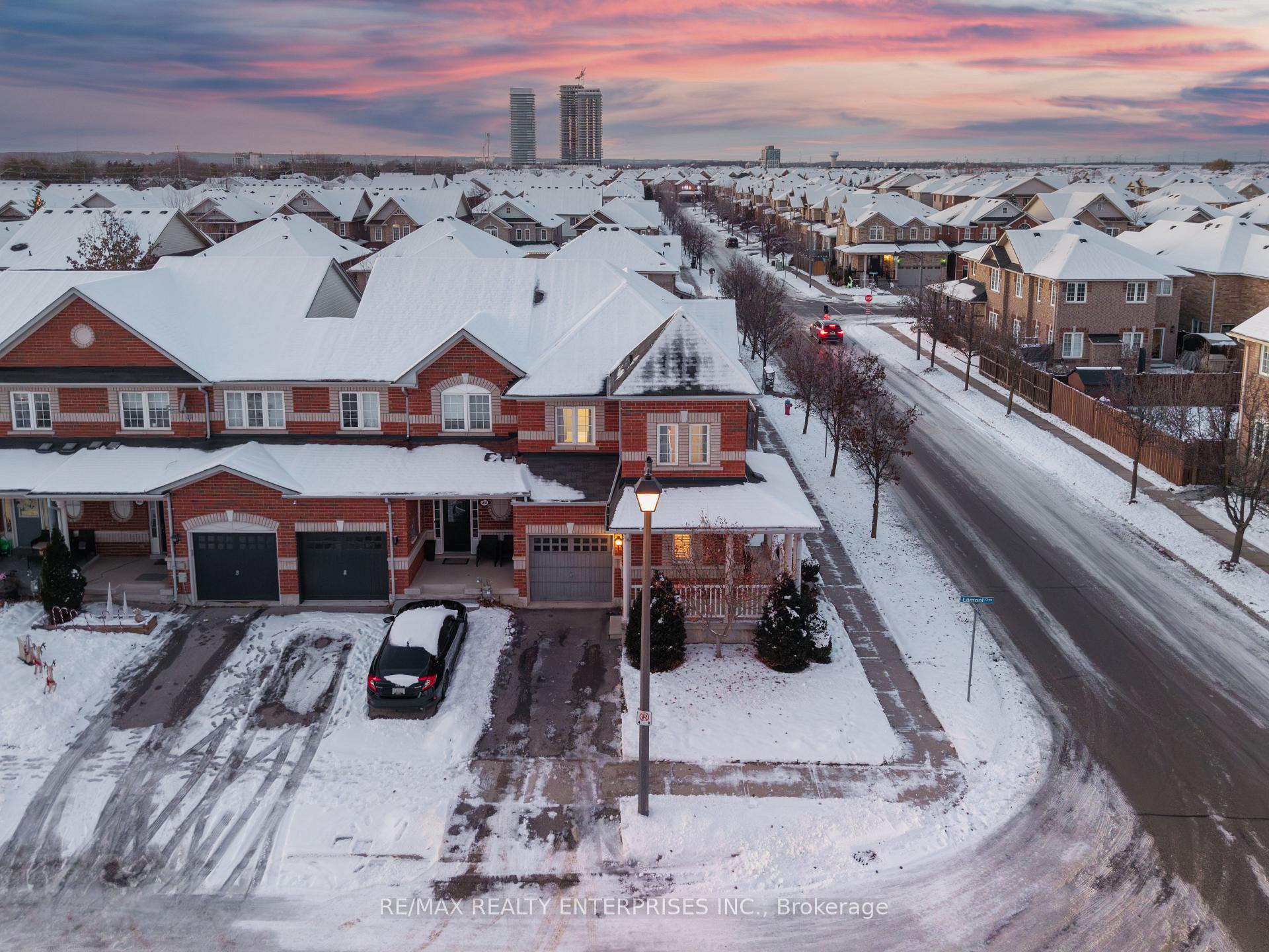 Photo 33 of 1201 Lamont Crescent, Milton, Clarke — HOMEH