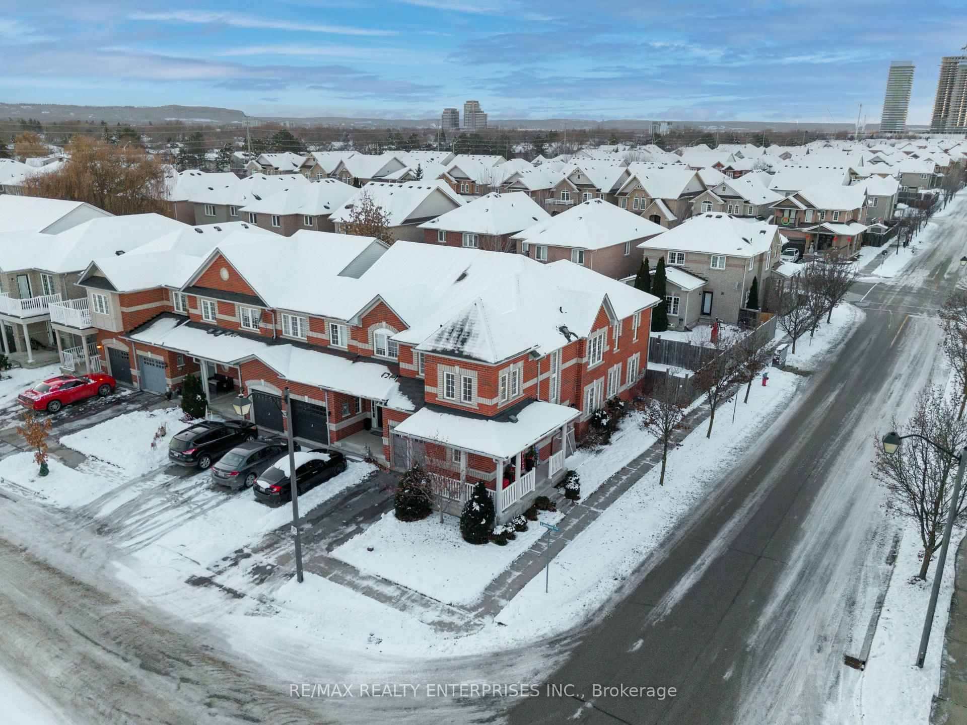 Photo 36 of 1201 Lamont Crescent, Milton, Clarke — HOMEH