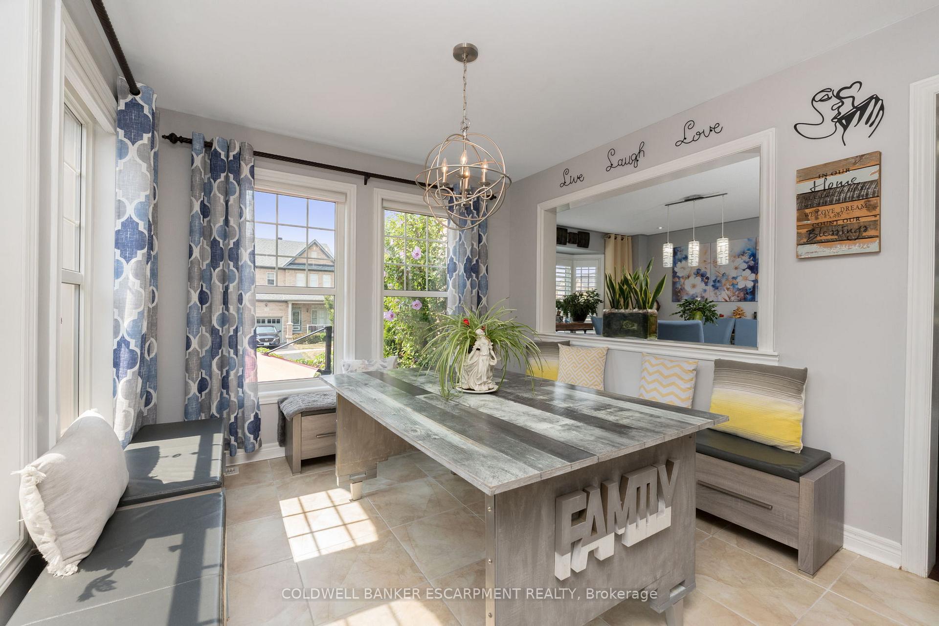 Photo 14 of 256 Landsborough Avenue, Milton, Scott — HOMEH