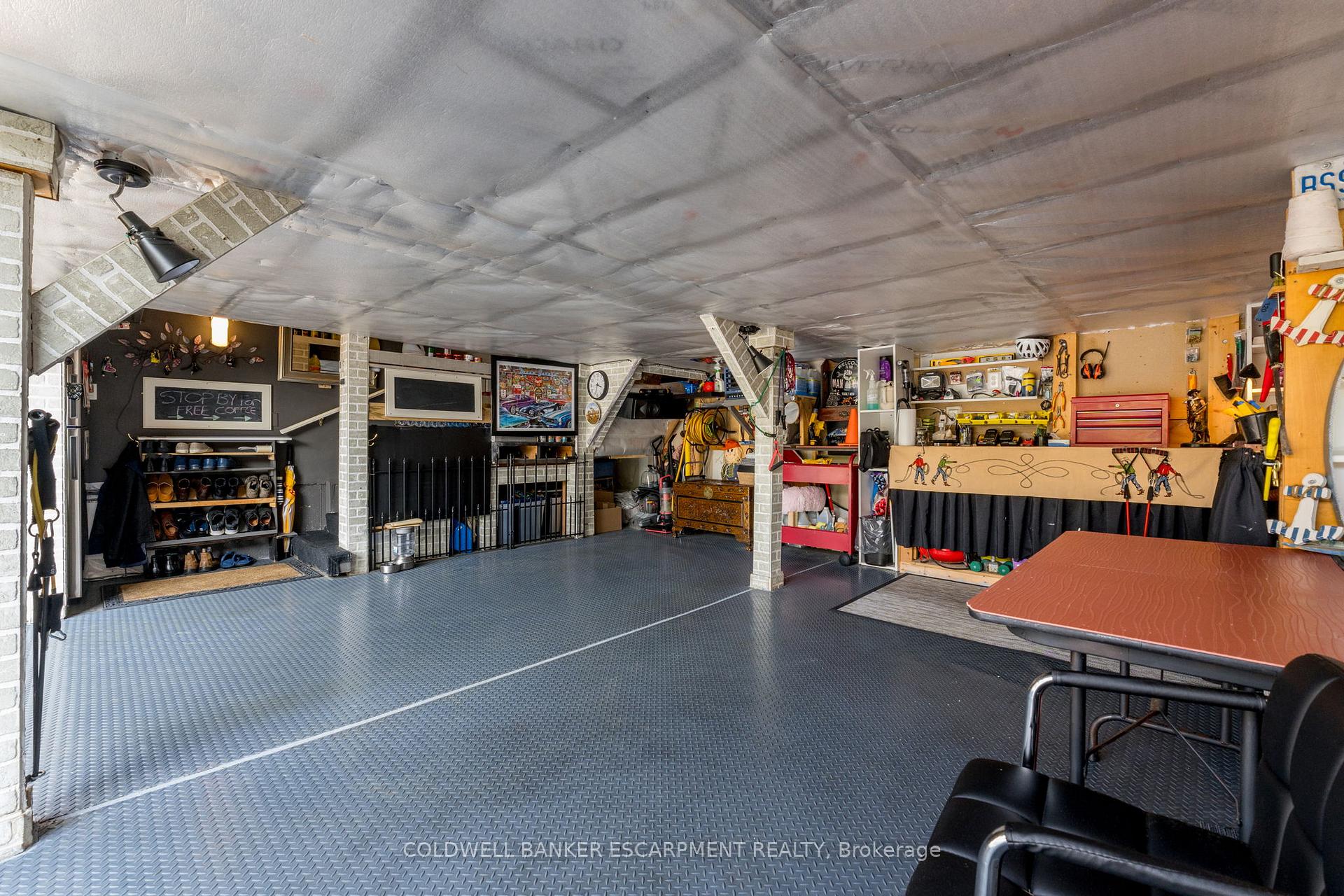 Photo 31 of 256 Landsborough Avenue, Milton, Scott — HOMEH
