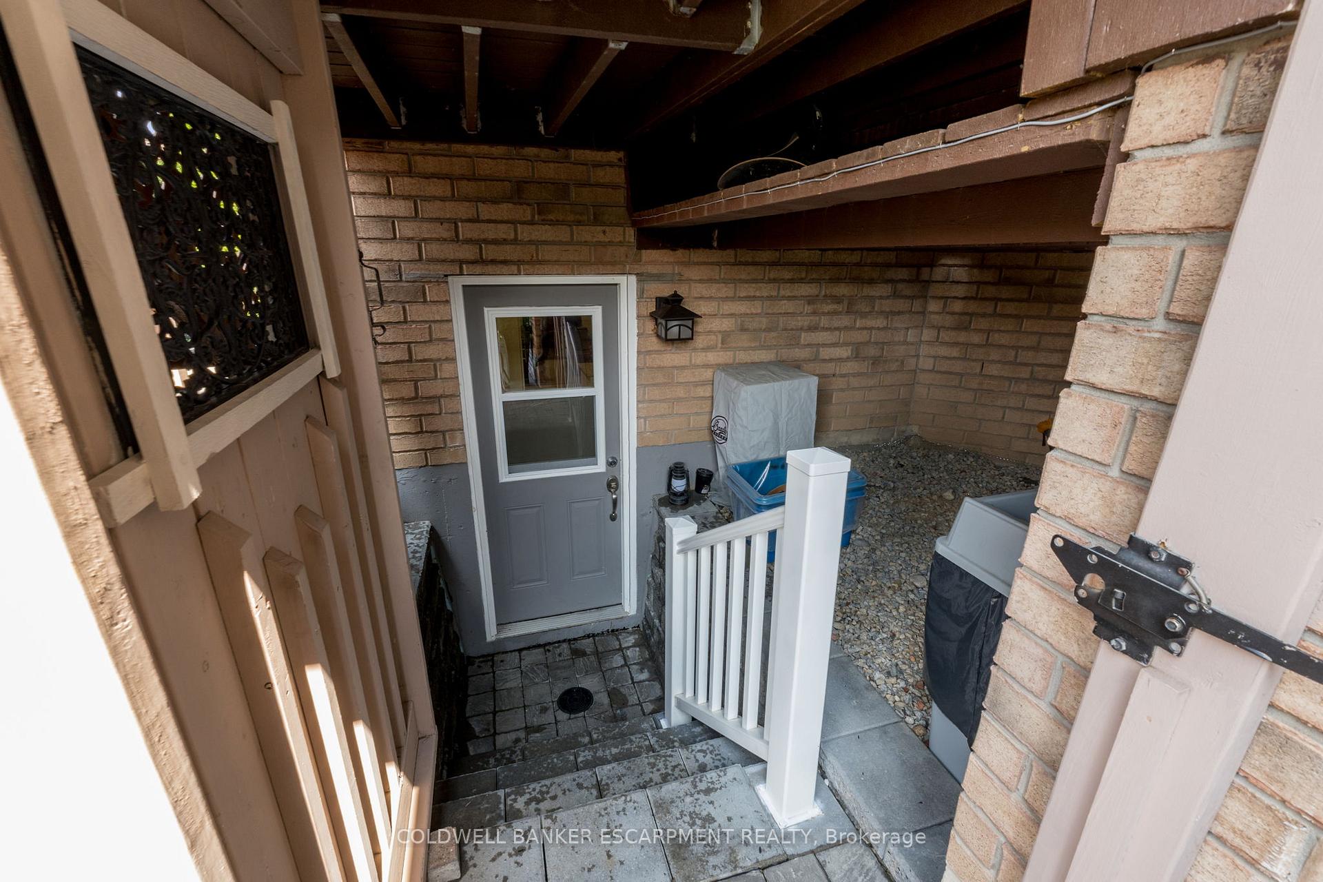 Photo 37 of 256 Landsborough Avenue, Milton, Scott — HOMEH