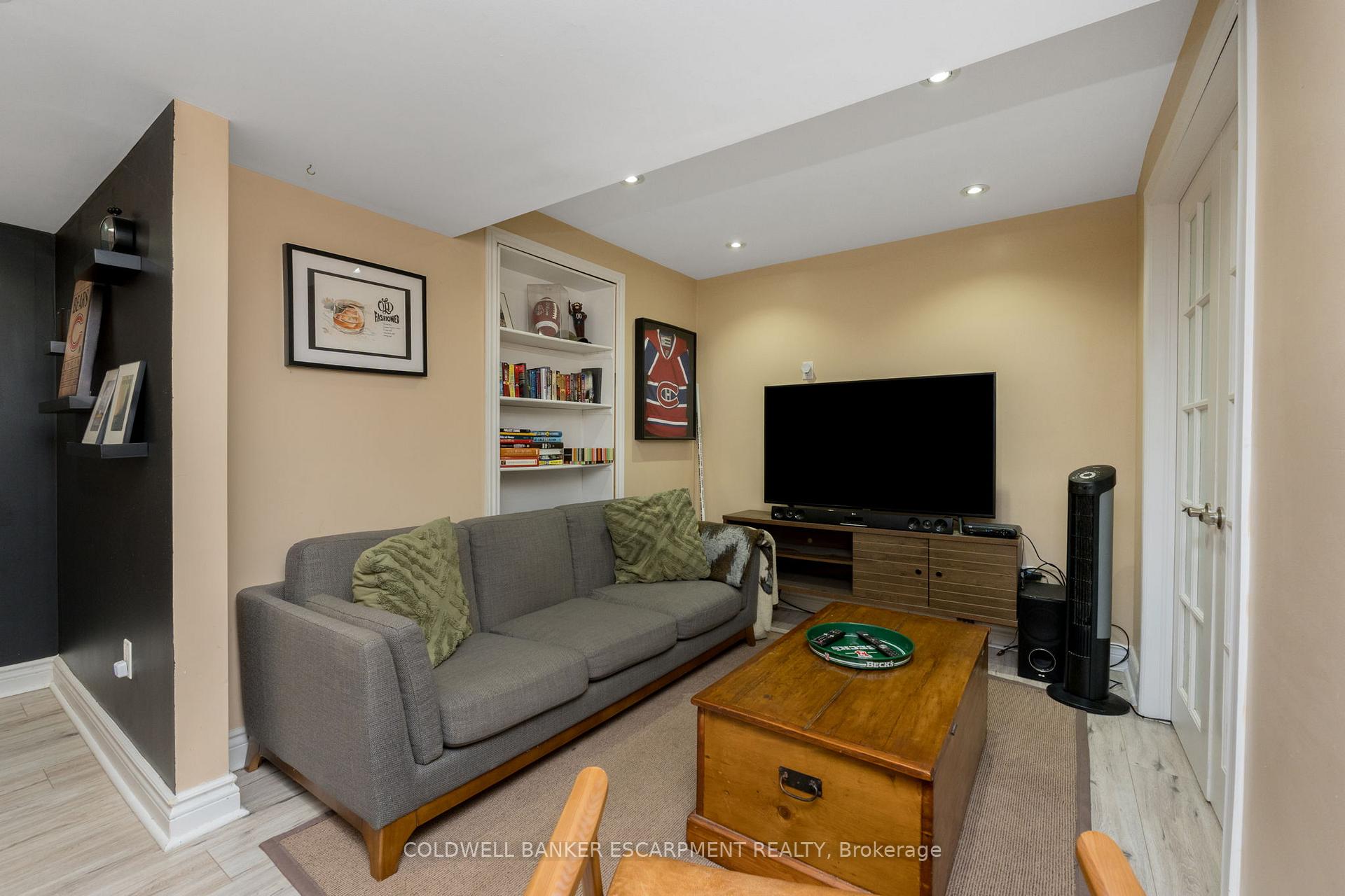 Photo 40 of 256 Landsborough Avenue, Milton, Scott — HOMEH
