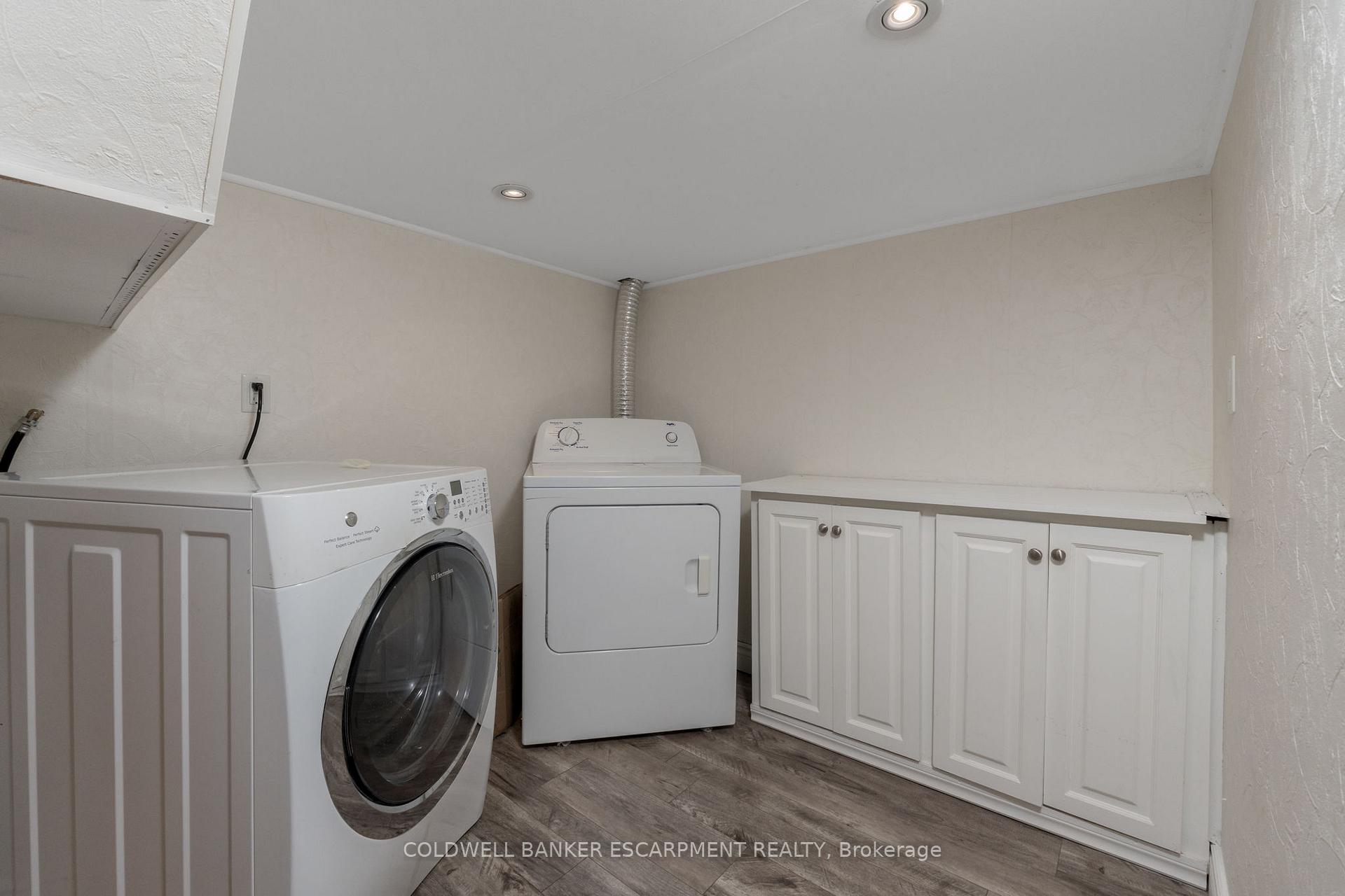 Photo 44 of 256 Landsborough Avenue, Milton, Scott — HOMEH