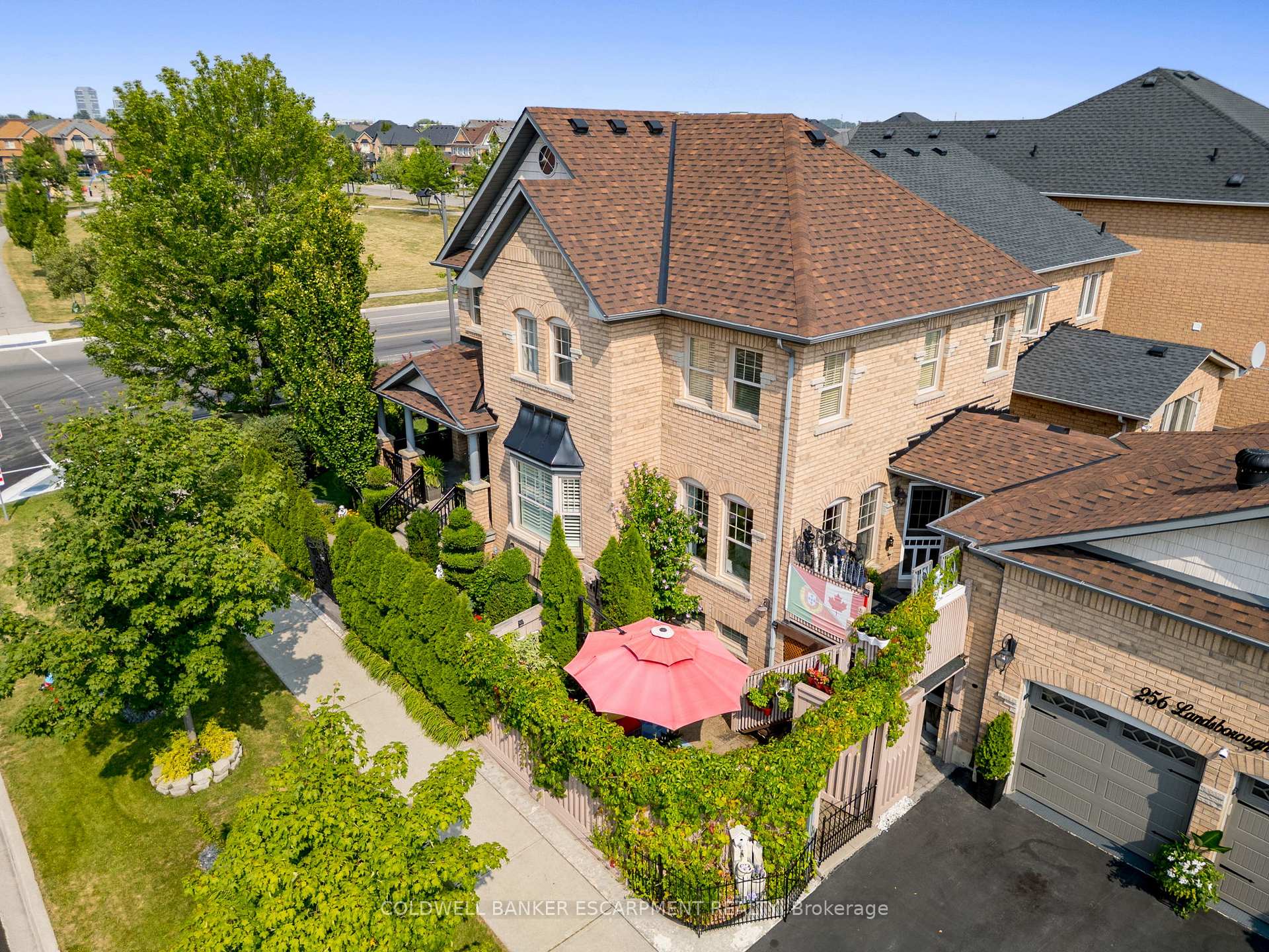 Photo 48 of 256 Landsborough Avenue, Milton, Scott — HOMEH