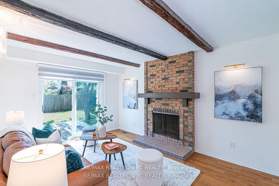 Photo 10 of 19 Breckonwood Crescent, Markham, Aileen-Willowbrook — HOMEH