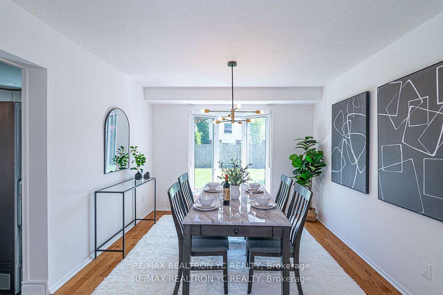 Photo 12 of 19 Breckonwood Crescent, Markham, Aileen-Willowbrook — HOMEH