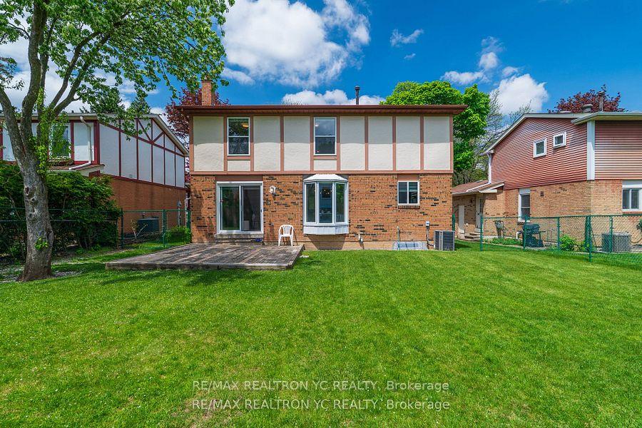 Photo 42 of 19 Breckonwood Crescent, Markham, Aileen-Willowbrook — HOMEH