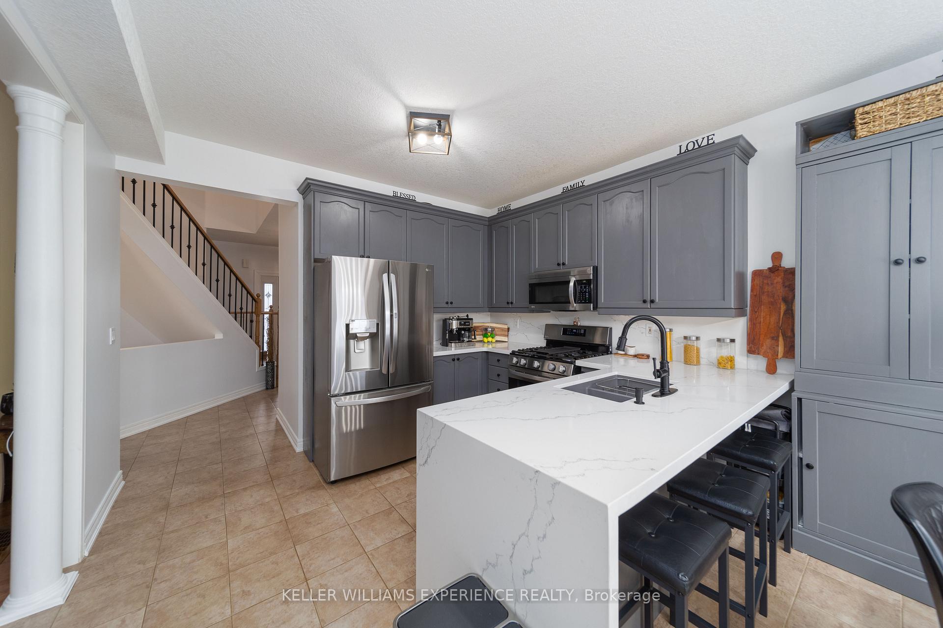 Photo 10 of 1050 Muriel Street, Innisfil, Alcona — HOMEH