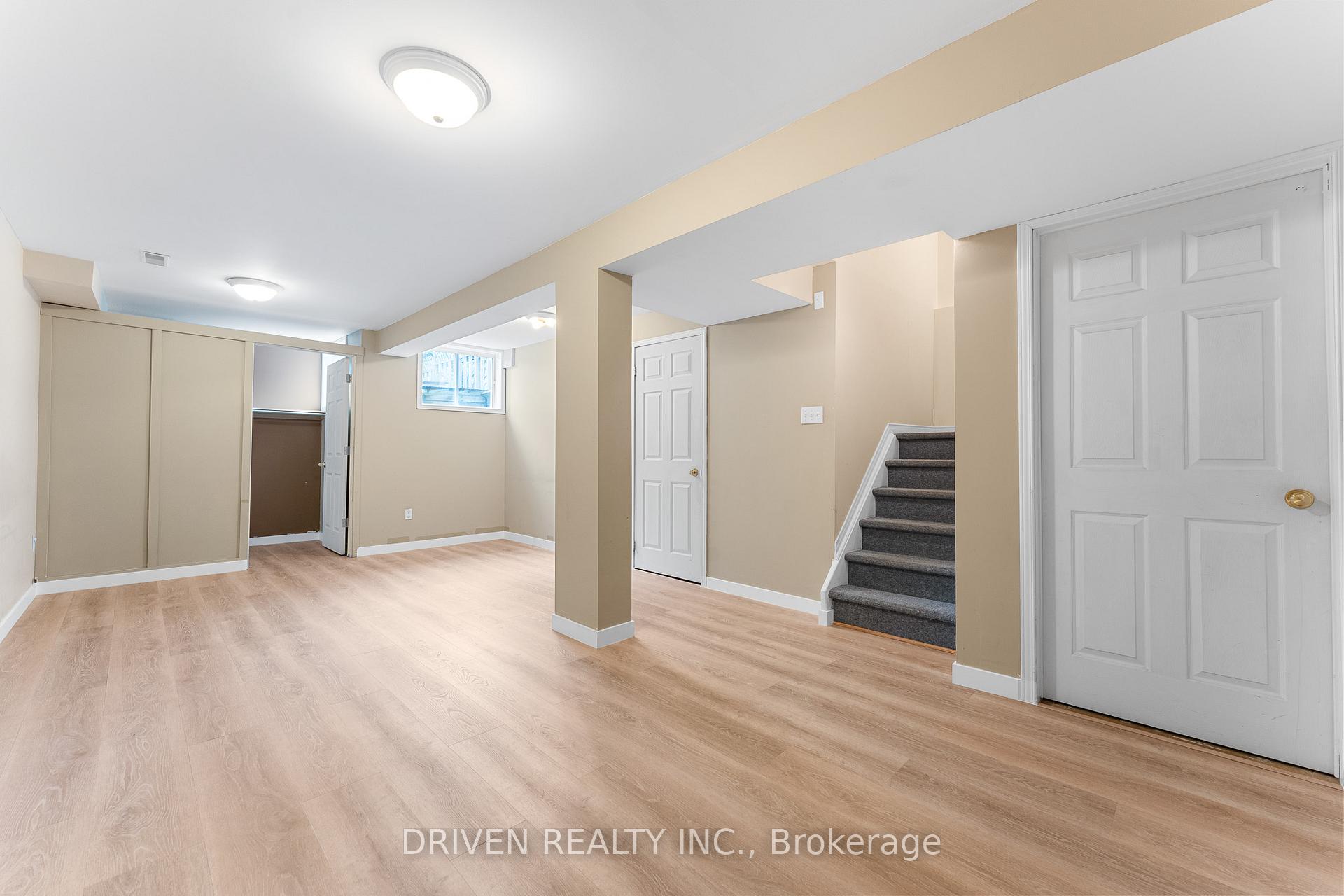 Photo 23 of 10 Piper Crescent, Ottawa, Kanata - Morgan's Grant/South March — HOMEH