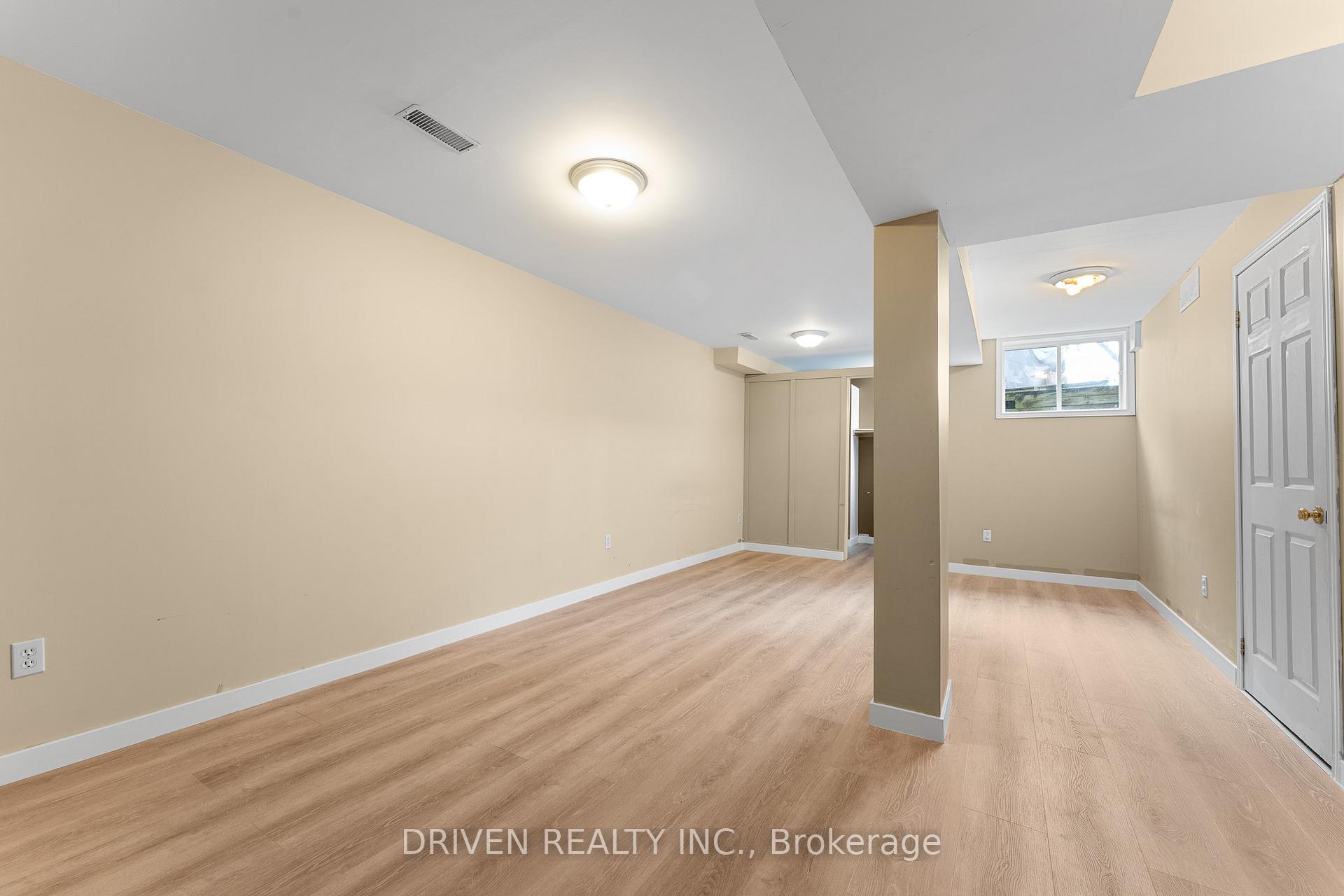 Photo 25 of 10 Piper Crescent, Ottawa, Kanata - Morgan's Grant/South March — HOMEH