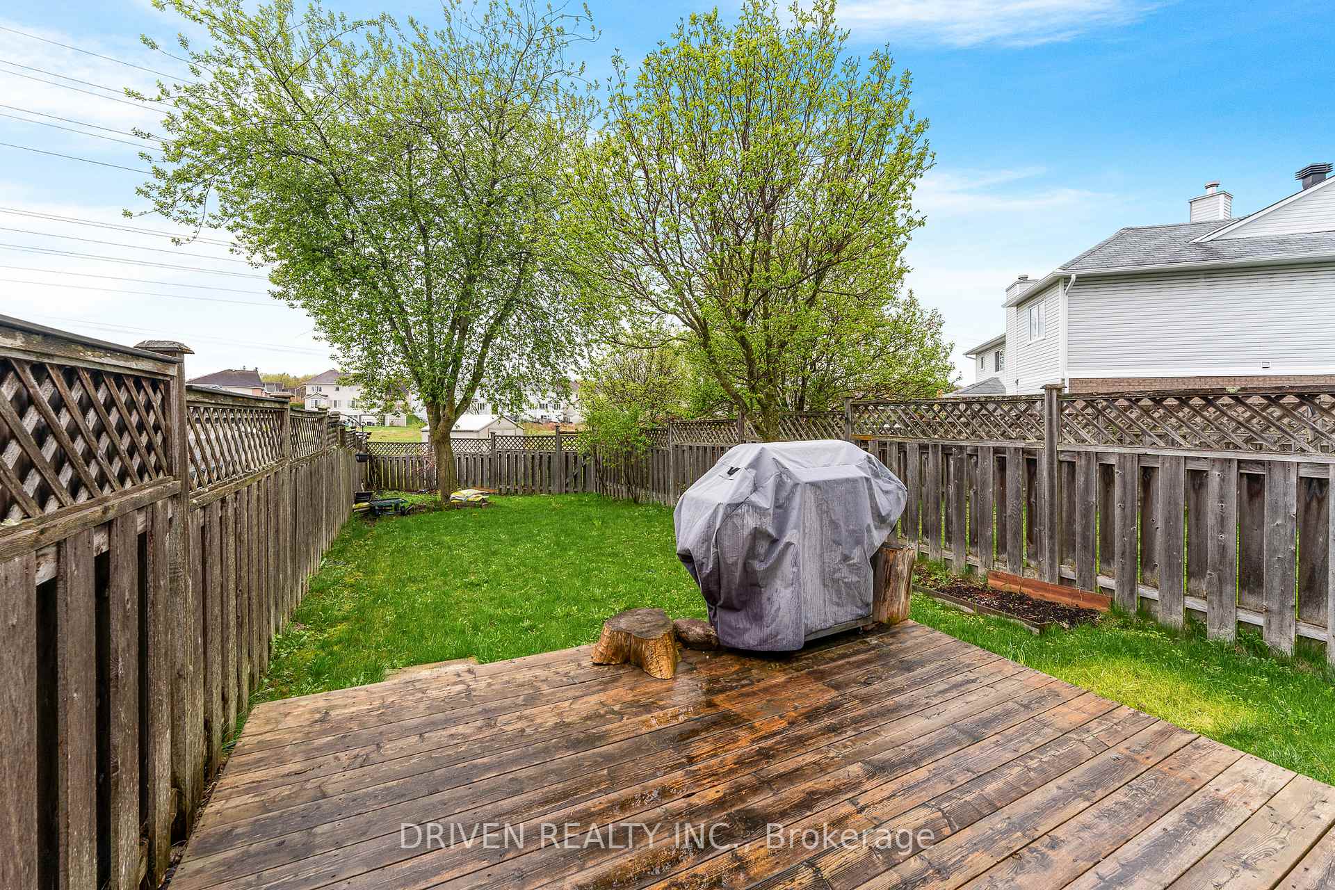 Photo 28 of 10 Piper Crescent, Ottawa, Kanata - Morgan's Grant/South March — HOMEH