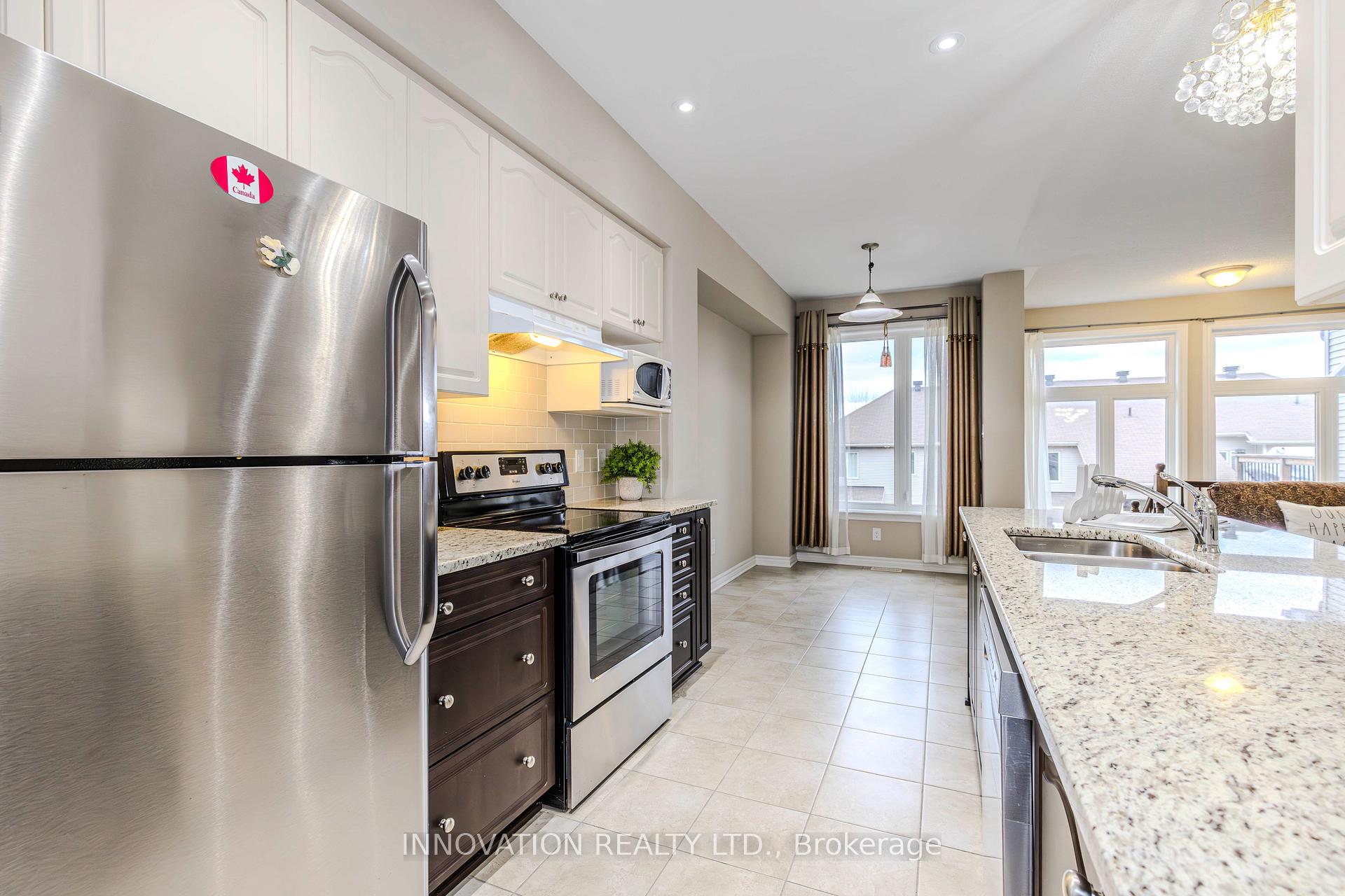 Photo 18 of 946 Fletcher Circle, Ottawa, Kanata - Kanata Lakes/Heritage Hills — HOMEH