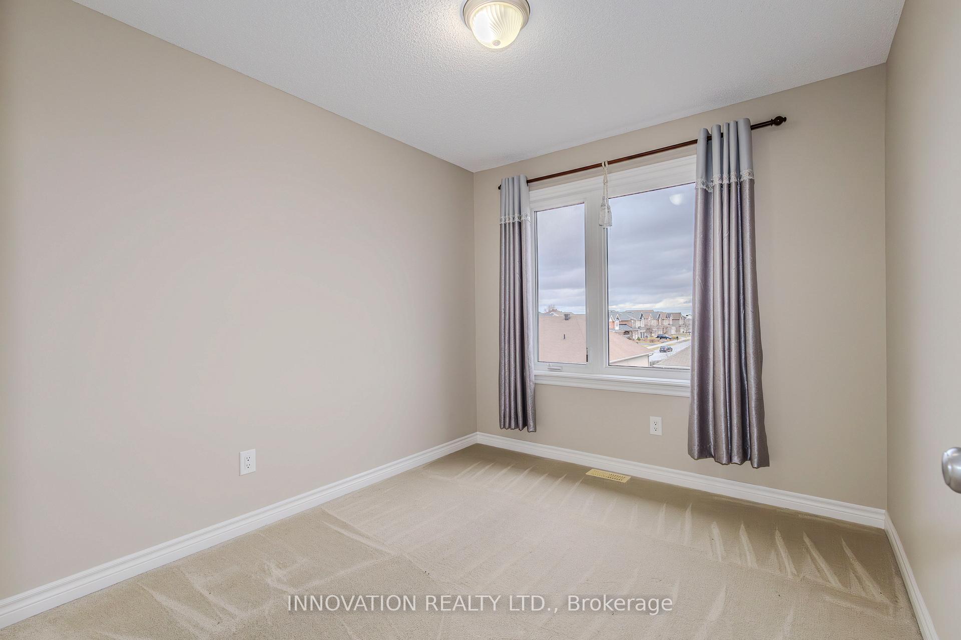 Photo 30 of 946 Fletcher Circle, Ottawa, Kanata - Kanata Lakes/Heritage Hills — HOMEH