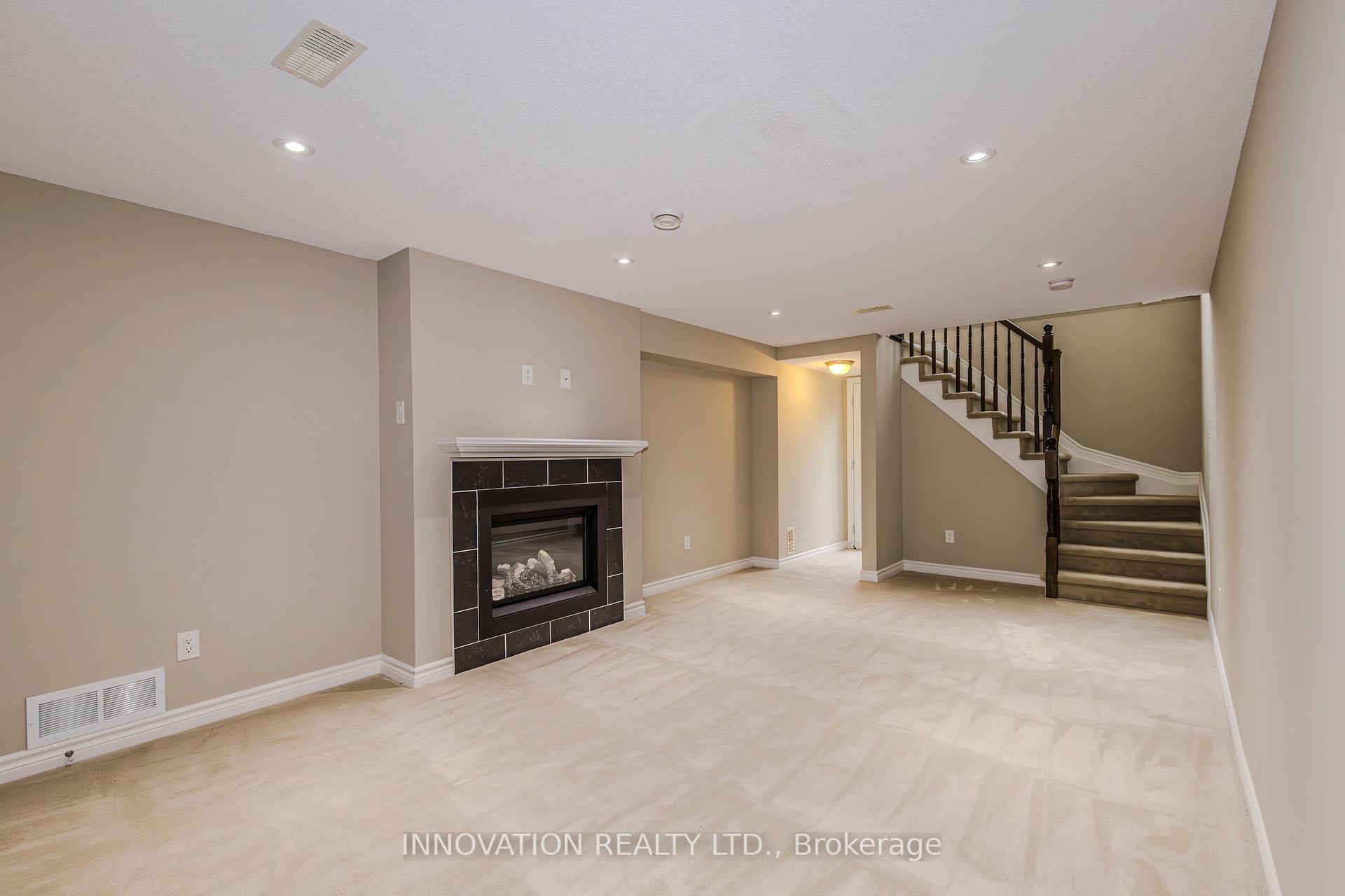 Photo 36 of 946 Fletcher Circle, Ottawa, Kanata - Kanata Lakes/Heritage Hills — HOMEH