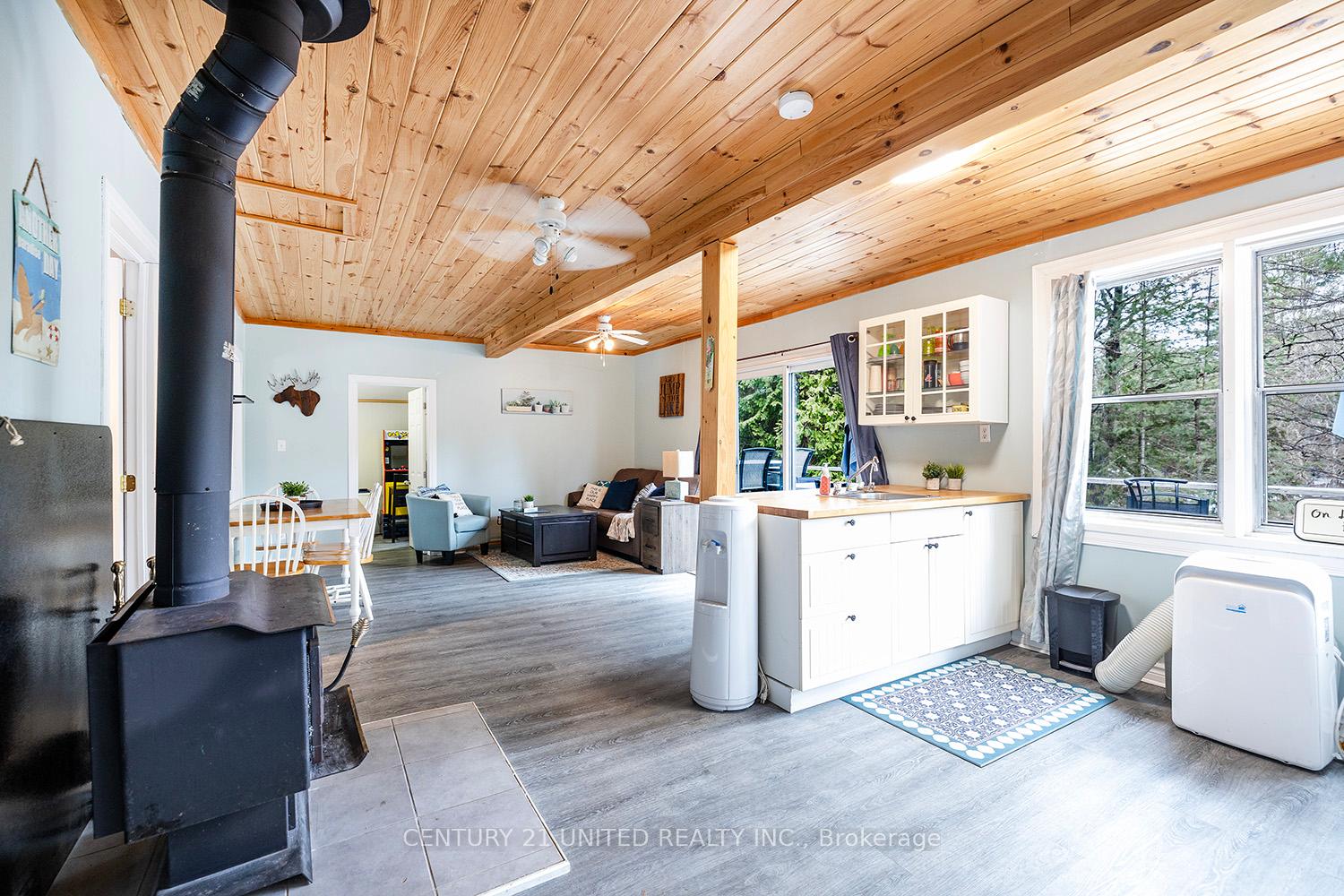 Photo 8 of 11085 Gull River, Minden Hills, Lutterworth — HOMEH