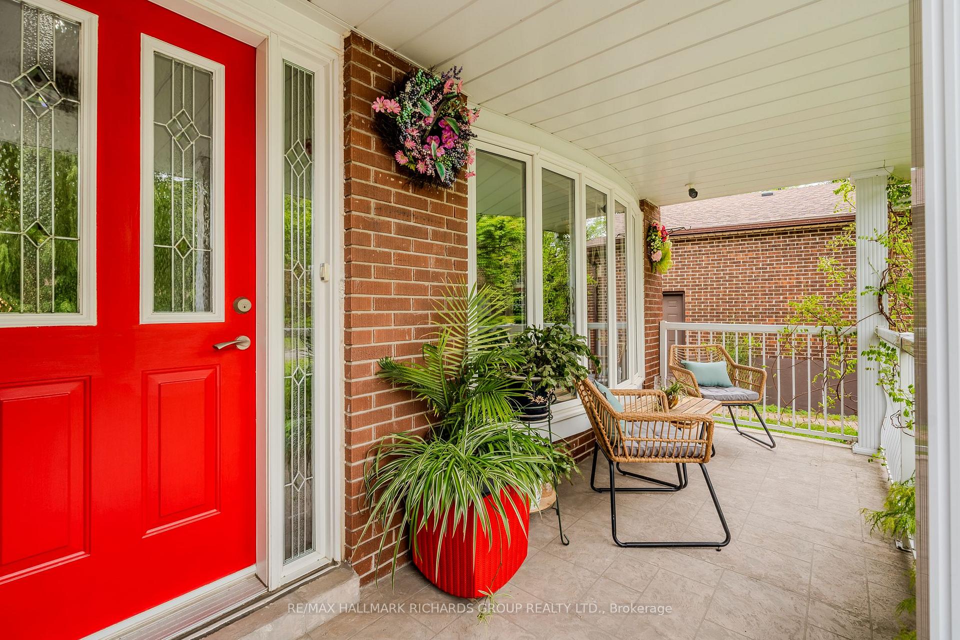 Photo 2 of 4 Shaindell Street, Markham, Royal Orchard — HOMEH