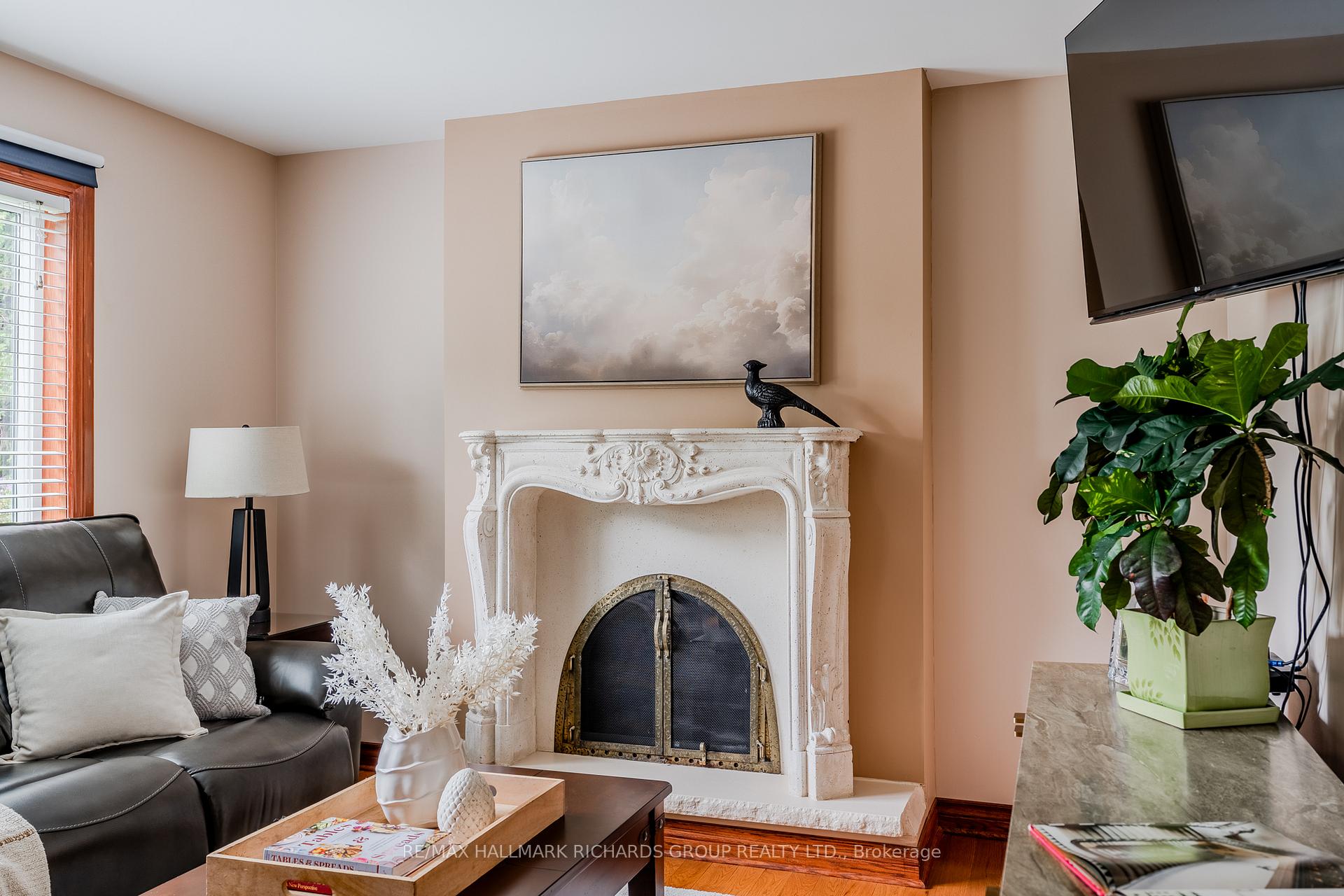 Photo 13 of 4 Shaindell Street, Markham, Royal Orchard — HOMEH