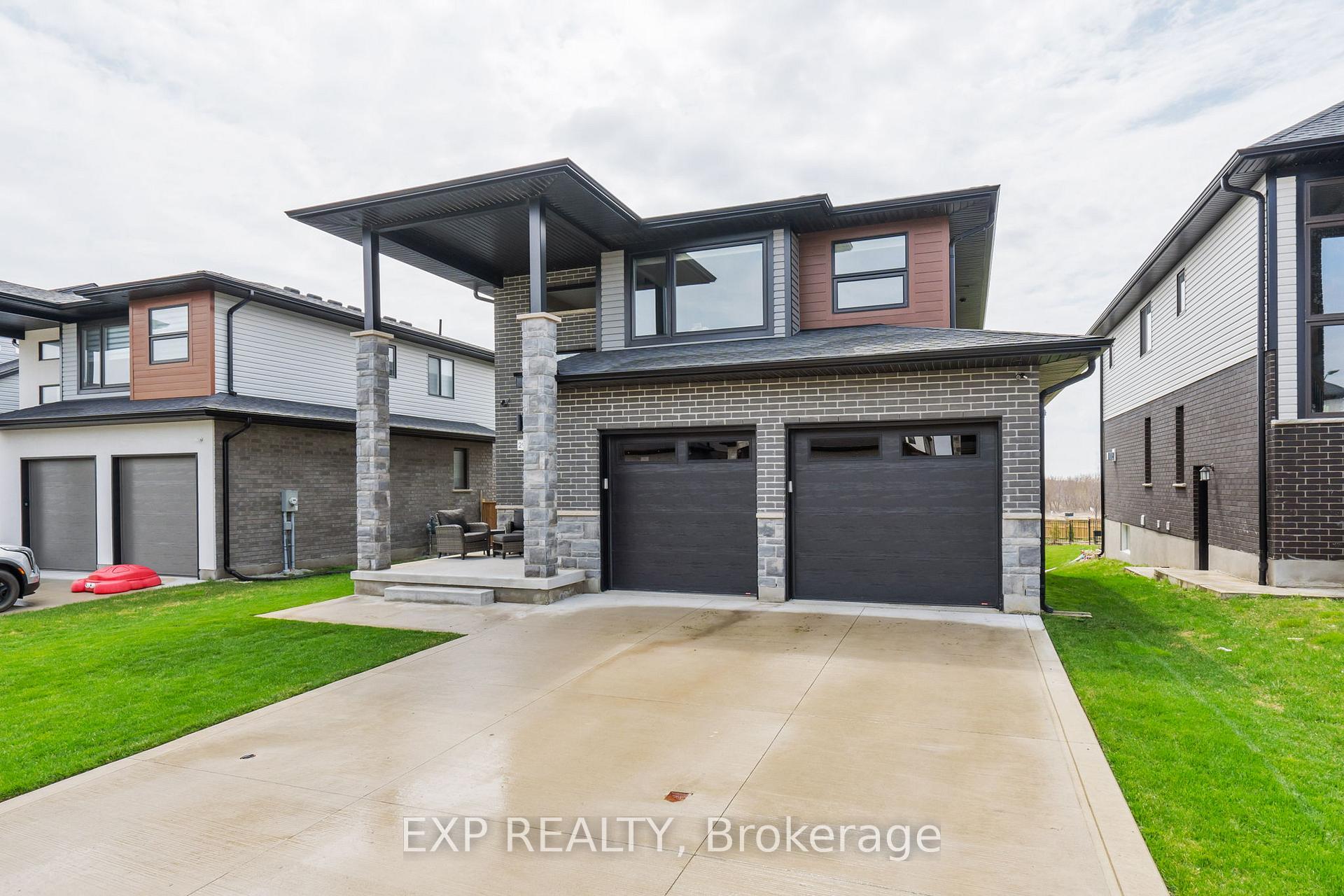 Photo 2 of 29 Locky Lane, Middlesex Centre, Rural Middlesex Centre — HOMEH