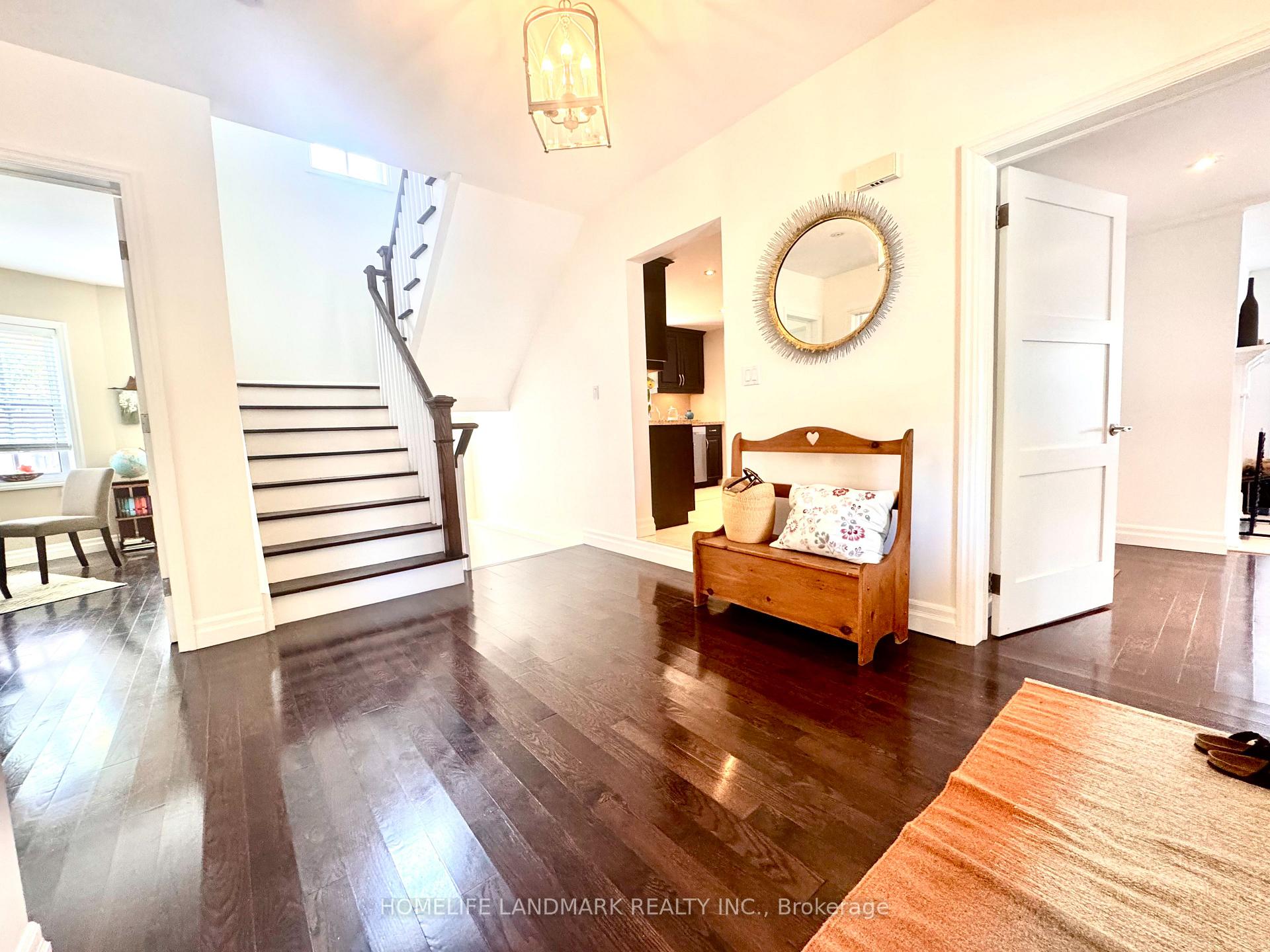 Photo 7 of 15 Station Lane, Markham, Unionville — HOMEH