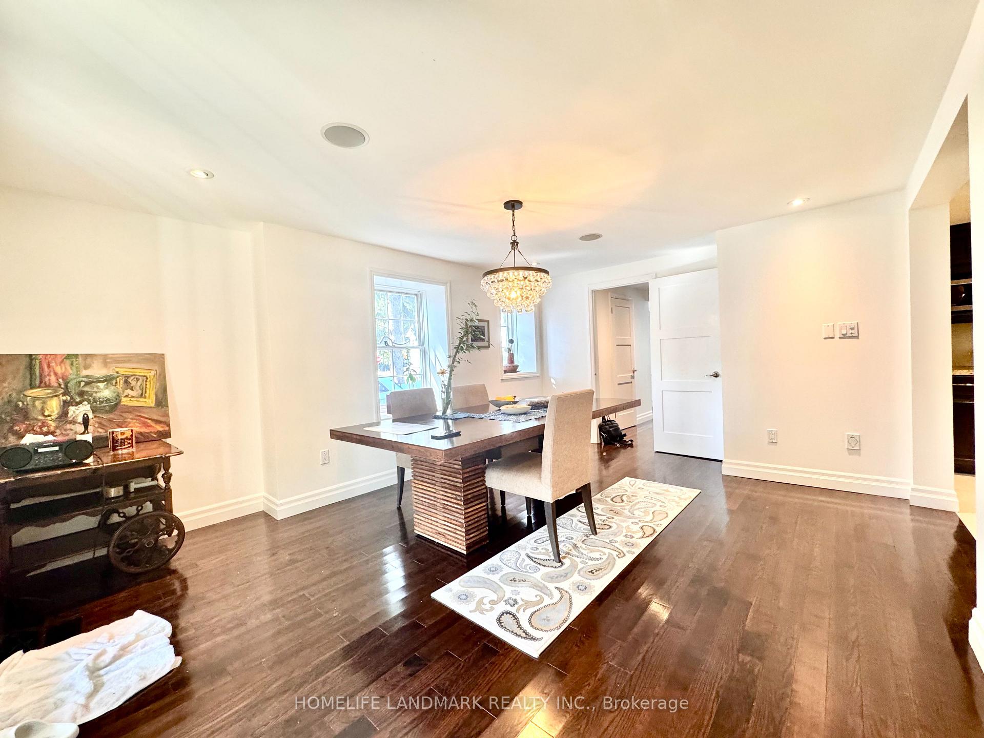 Photo 14 of 15 Station Lane, Markham, Unionville — HOMEH