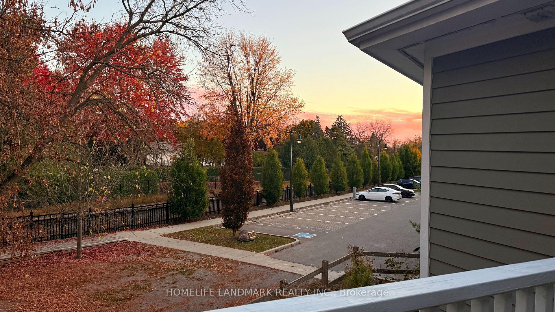 Photo 28 of 15 Station Lane, Markham, Unionville — HOMEH