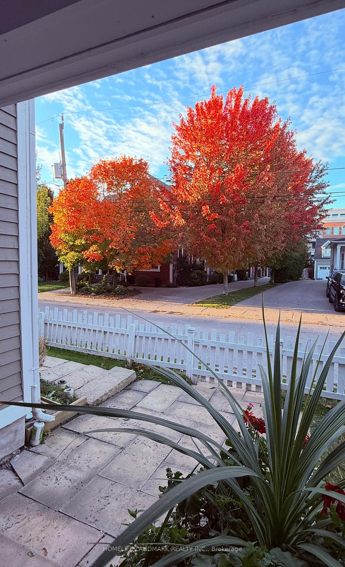 Photo 31 of 15 Station Lane, Markham, Unionville — HOMEH
