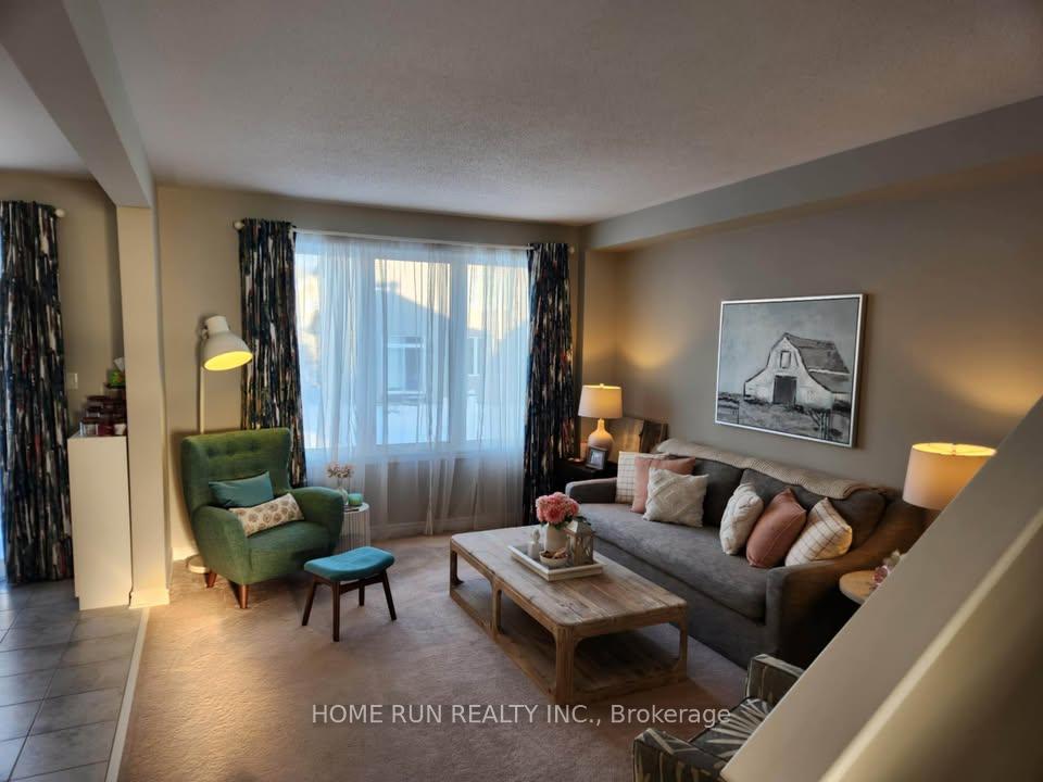 Photo 3 of 209 Saddleback Crescent, Ottawa, Kanata - Kanata Lakes/Heritage Hills — HOMEH