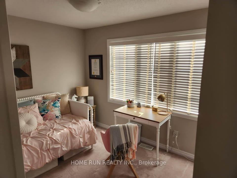 Photo 10 of 209 Saddleback Crescent, Ottawa, Kanata - Kanata Lakes/Heritage Hills — HOMEH