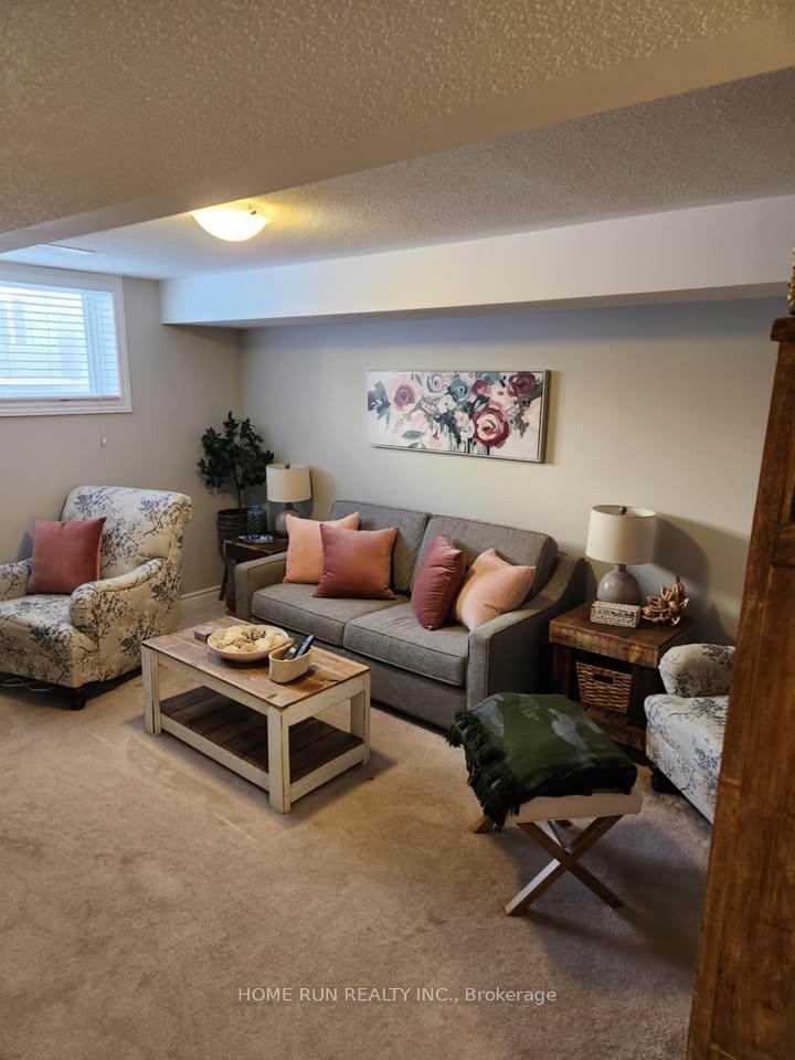 Photo 12 of 209 Saddleback Crescent, Ottawa, Kanata - Kanata Lakes/Heritage Hills — HOMEH