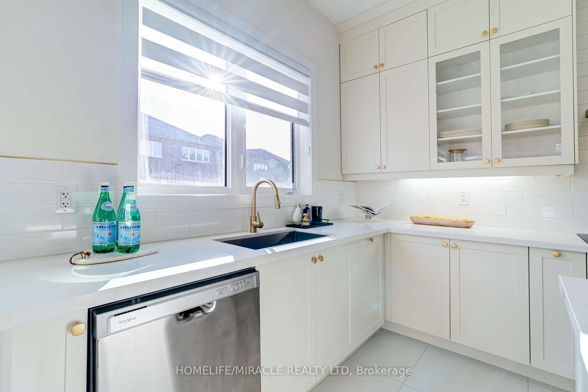 Photo 15 of 1177 Wickham Road, Innisfil, Alcona — HOMEH