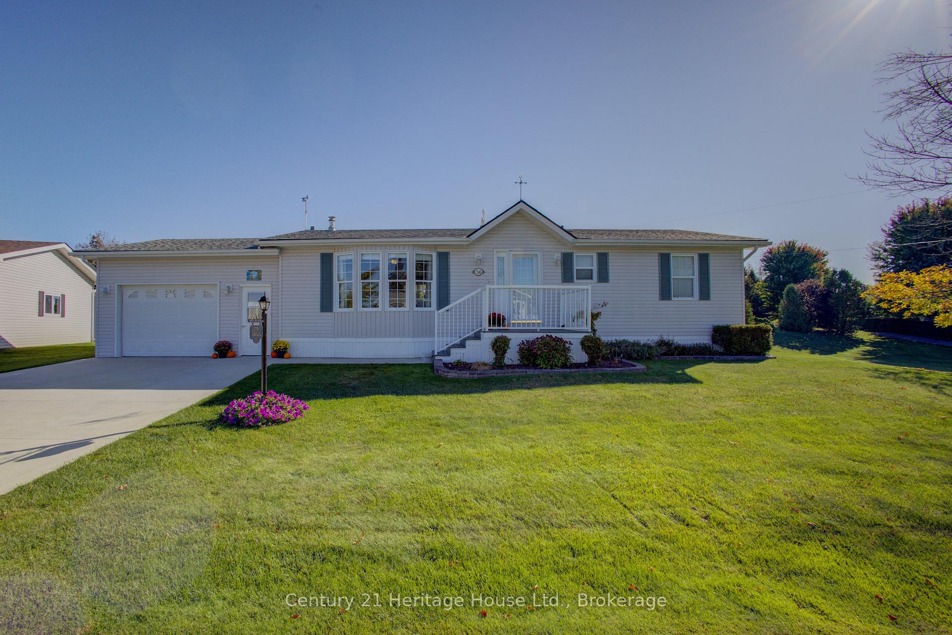 Front of 56-6512 Minto Line 12 Road