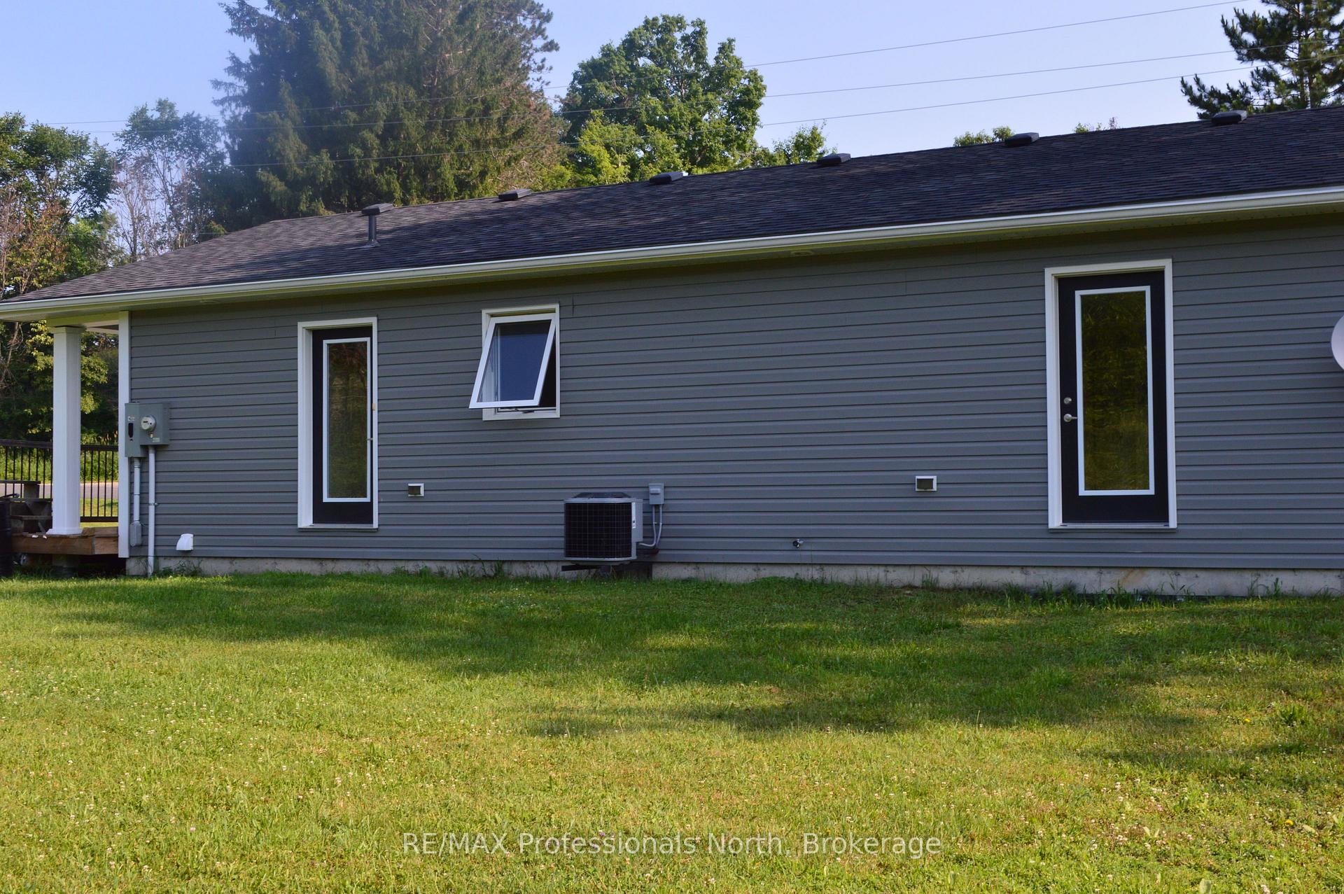 Photo 26 of 2513 Davis Lake Road, Minden Hills, Lutterworth — HOMEH