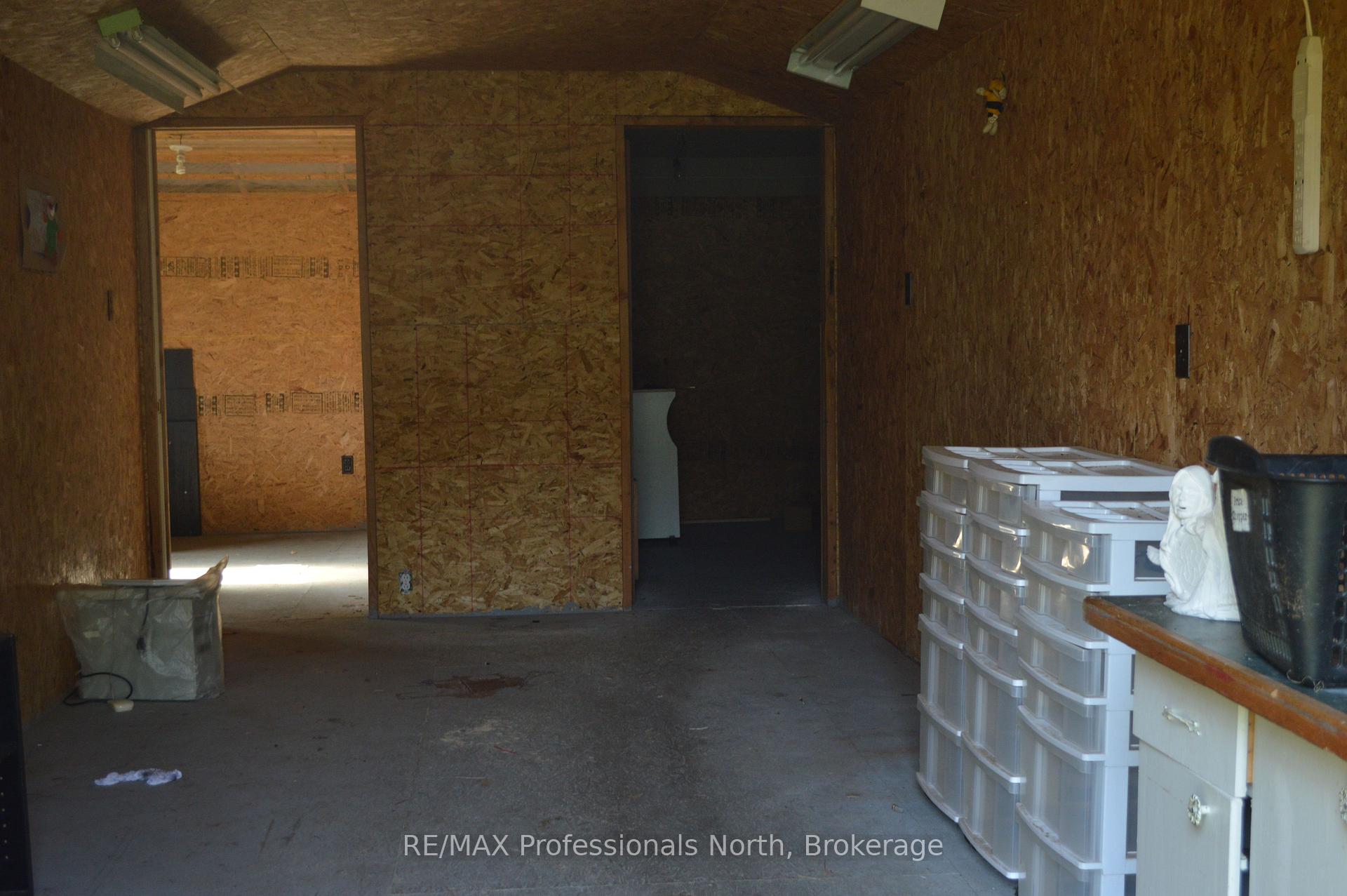 Photo 28 of 2513 Davis Lake Road, Minden Hills, Lutterworth — HOMEH