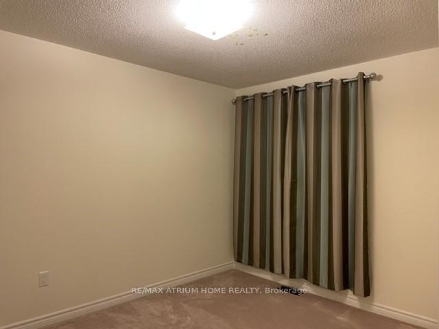 Photo 9 of 126 Living Crescent, Markham, Victoria Square — HOMEH