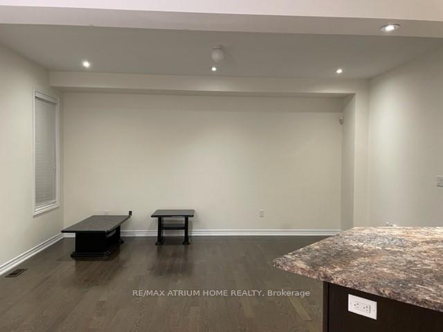 Photo 23 of 126 Living Crescent, Markham, Victoria Square — HOMEH