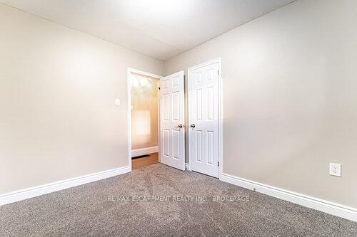 Photo 4 of Unit Upper, 46 Cloke Court, Hamilton, Sunninghill — HOMEH