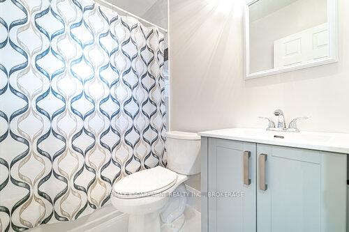 Photo 7 of Unit Upper, 46 Cloke Court, Hamilton, Sunninghill — HOMEH