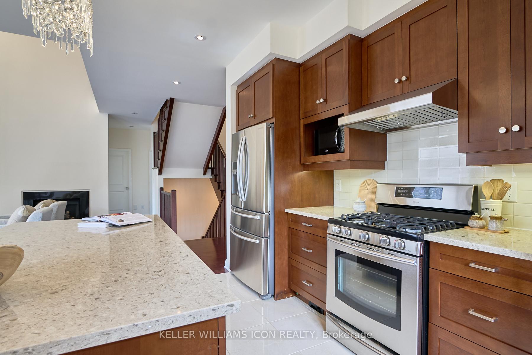 Photo 20 of 218 Gabbro Crescent, Ottawa, Kanata - Kanata Lakes/Heritage Hills — HOMEH