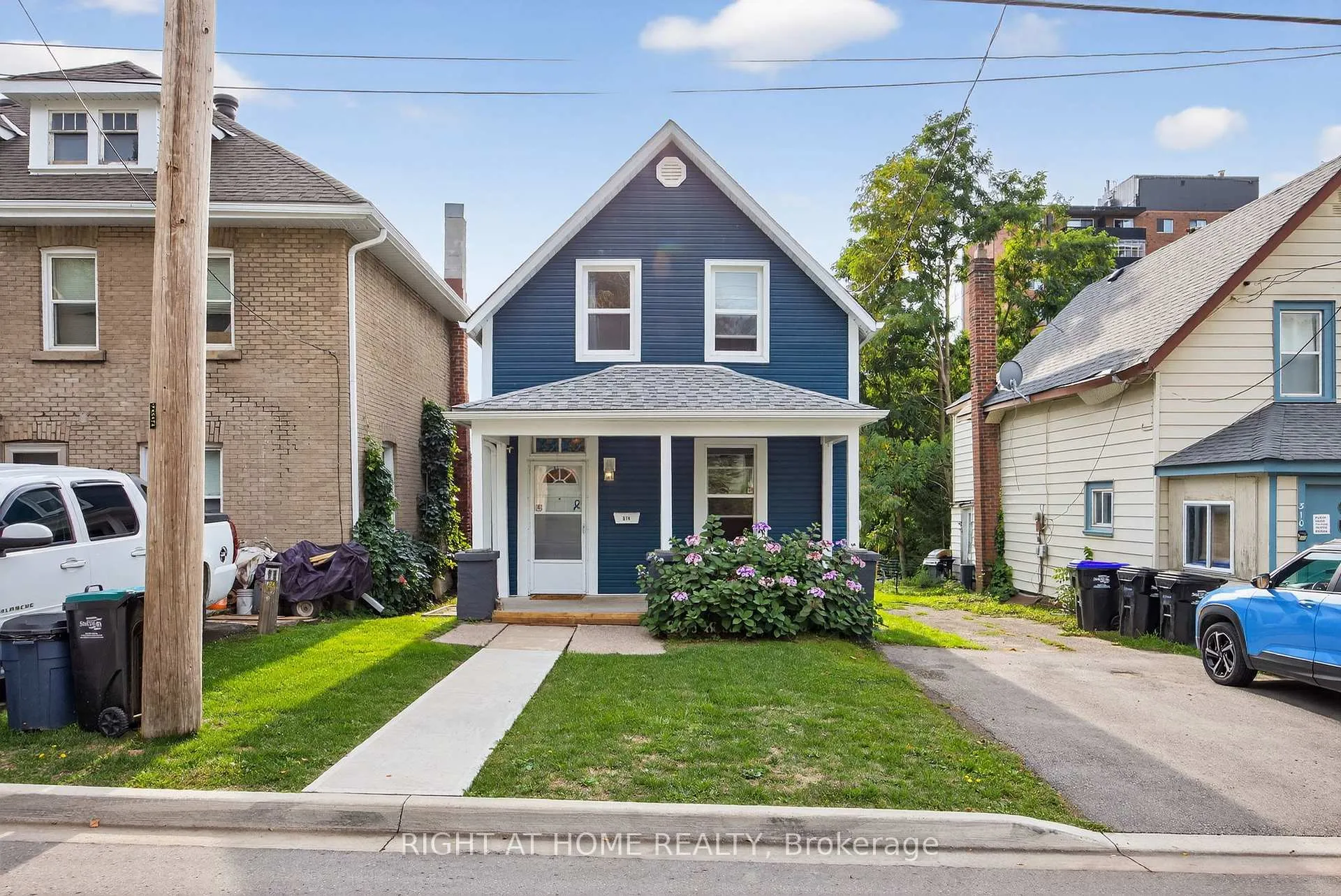 Front of 314 Queen Street