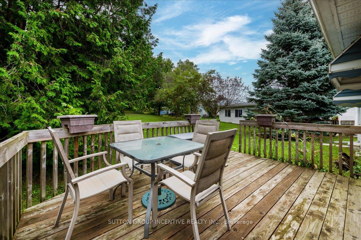 Photo 18 of 22 Primrose Lane, Innisfil, Rural Innisfil — HOMEH