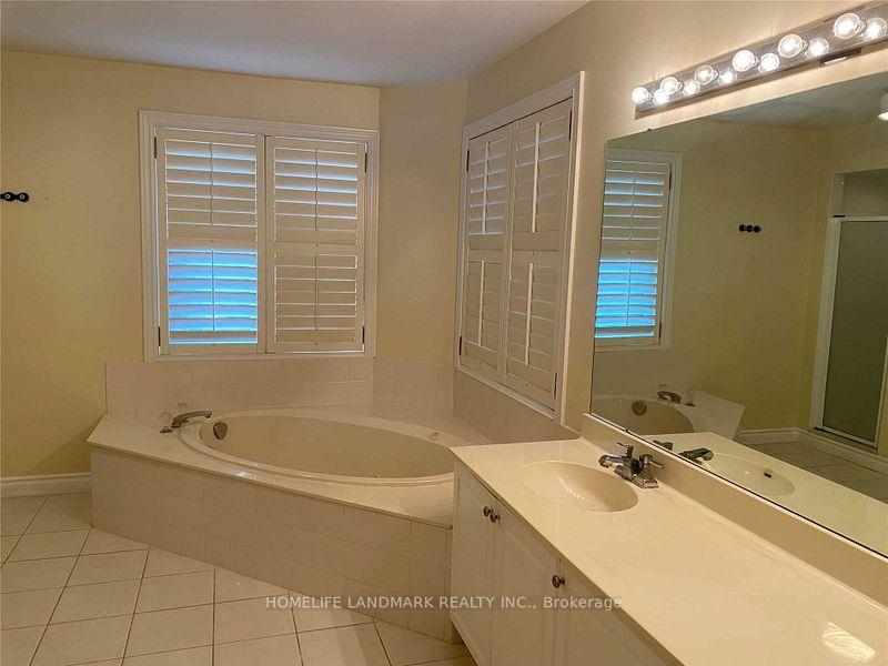 Photo 17 of 14 Roverdale Court, Markham, Unionville — HOMEH