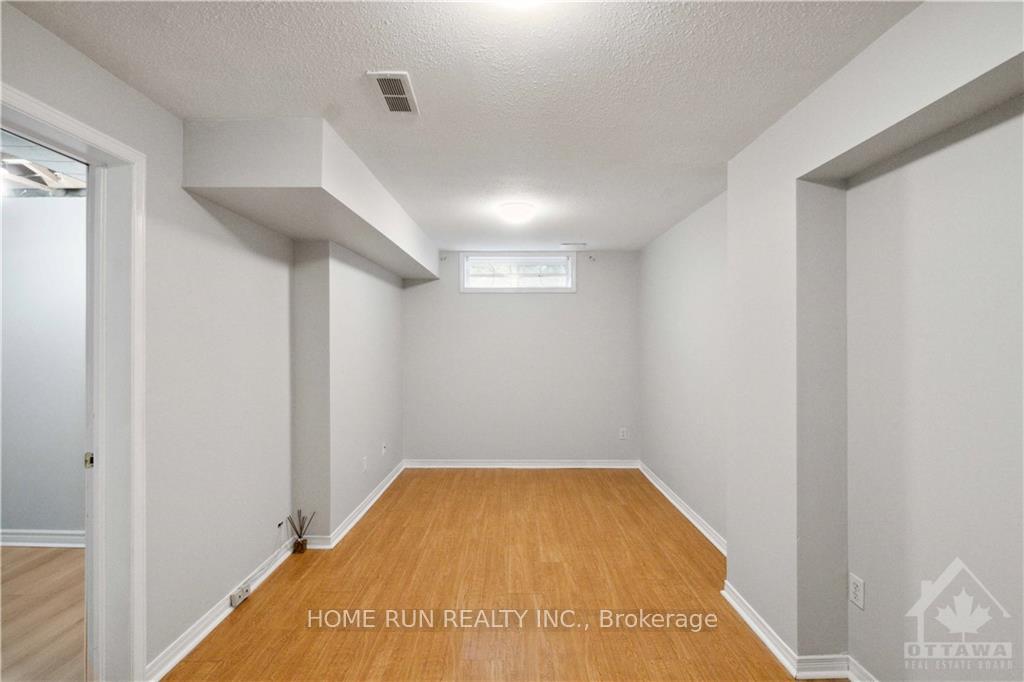 Photo 26 of 103 Blackdome Circle, Ottawa, Kanata - Kanata Lakes/Heritage Hills — HOMEH