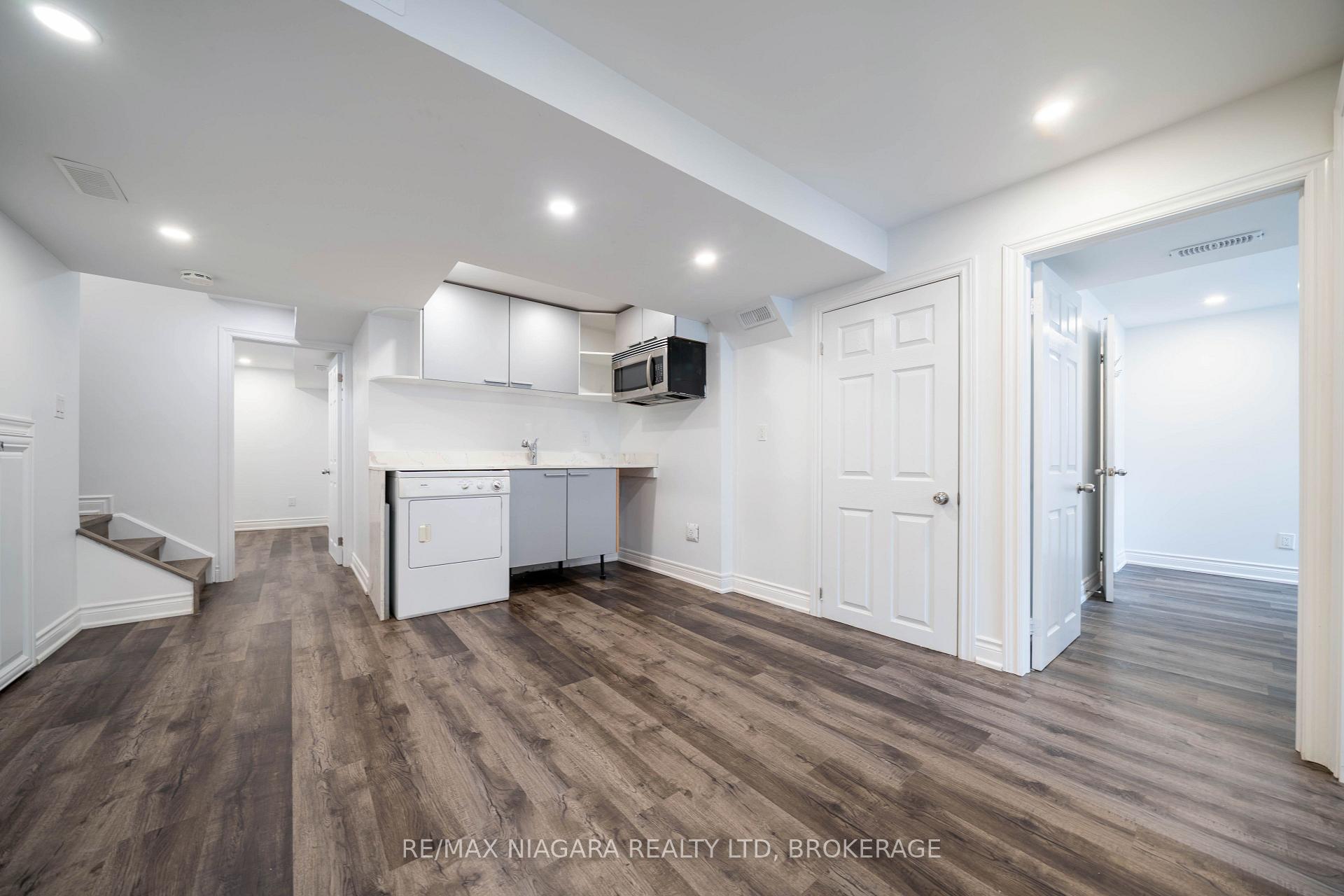 Photo 39 of 109 Jinnah Avenue, Markham, Middlefield — HOMEH
