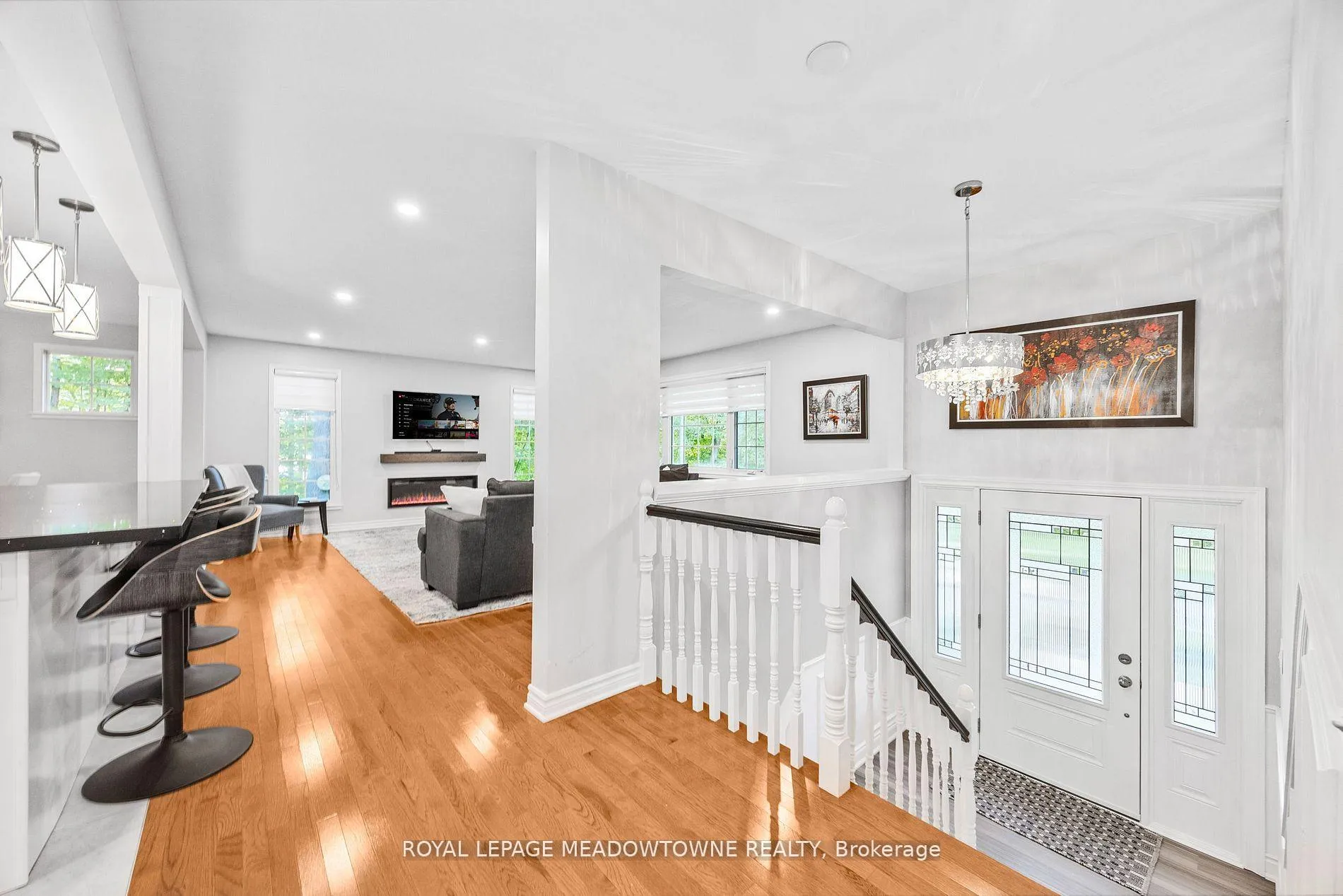 Photo 6 of 106 Campbell Avenue E, Milton, Campbellville — HOMEH