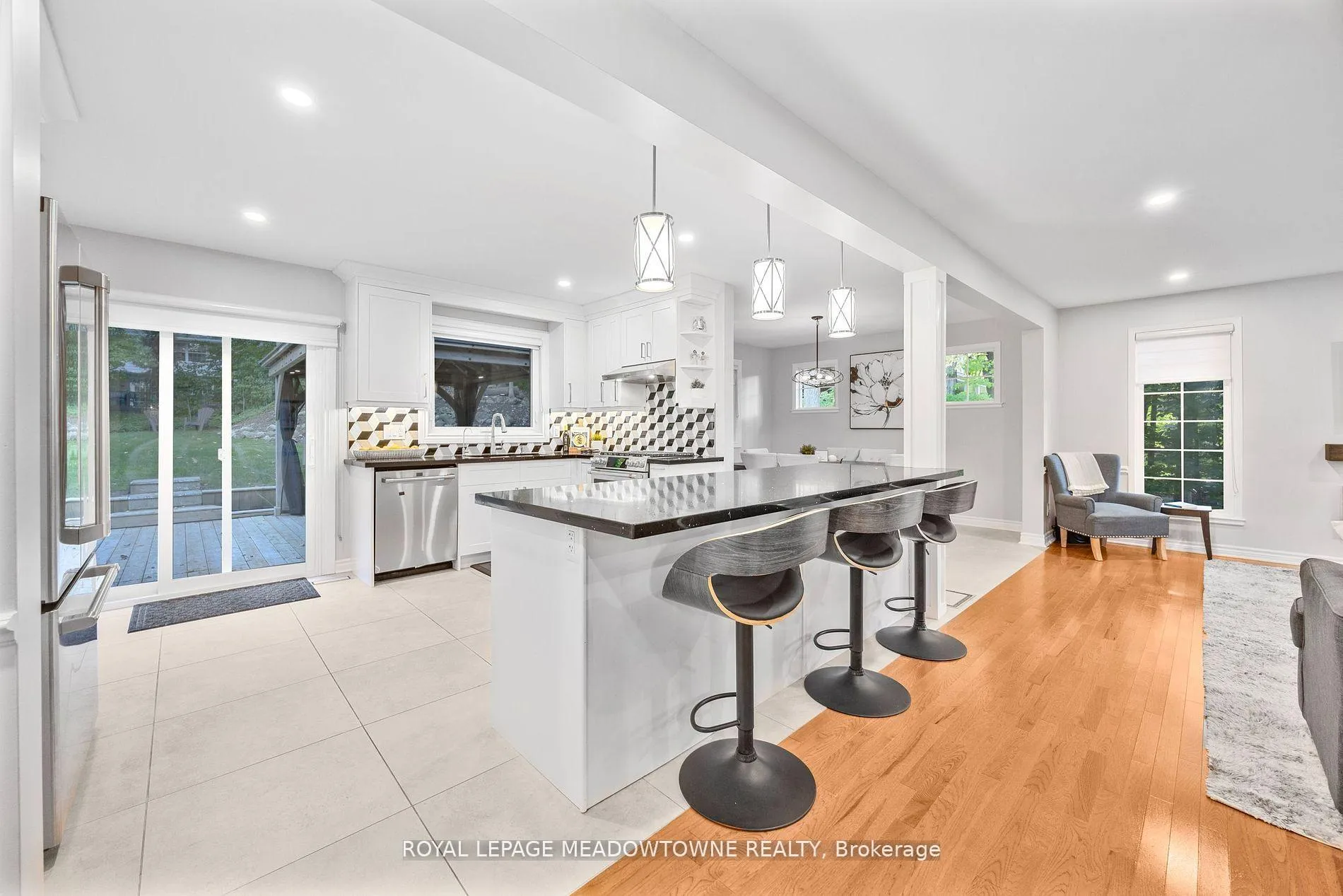 Photo 10 of 106 Campbell Avenue E, Milton, Campbellville — HOMEH