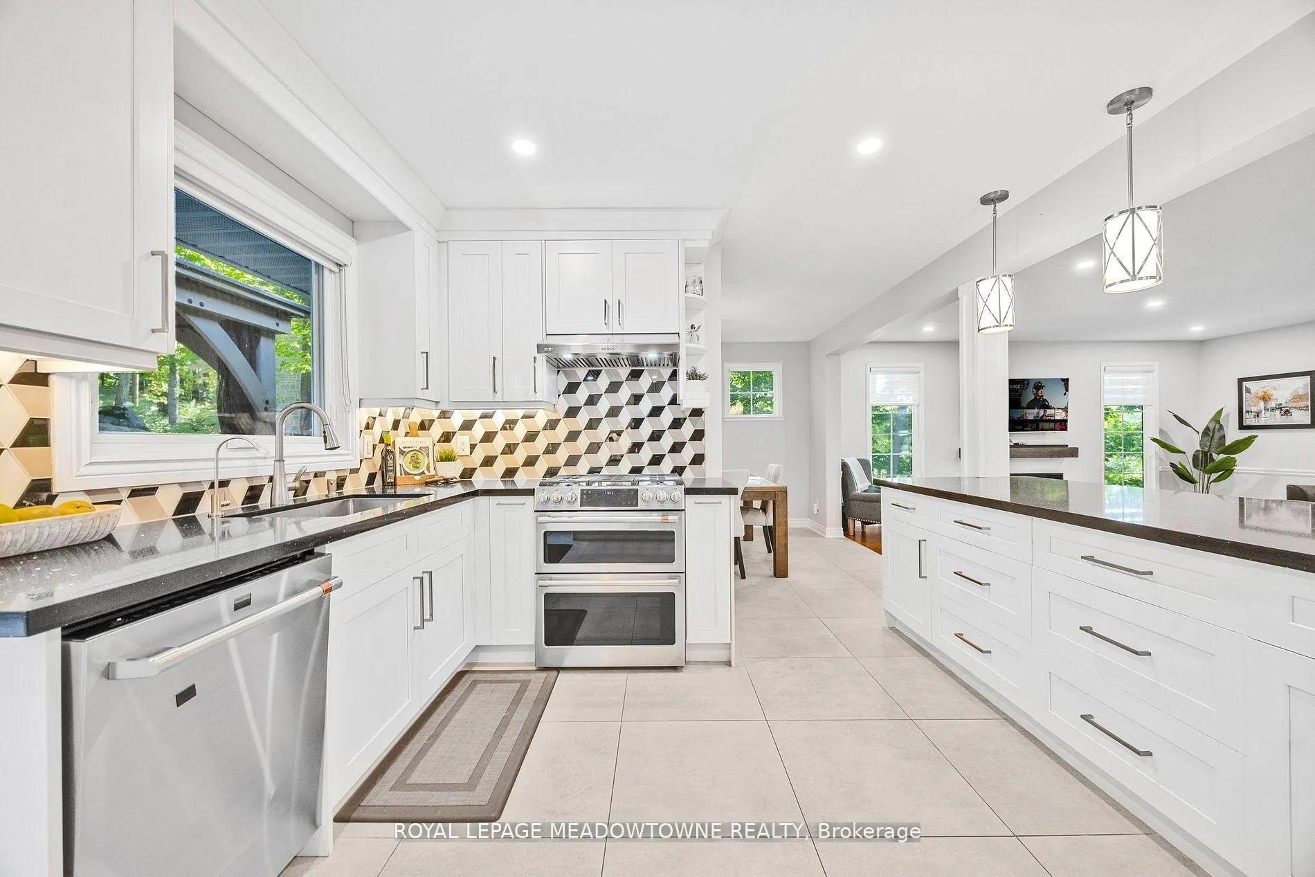 Photo 16 of 106 Campbell Avenue E, Milton, Campbellville — HOMEH